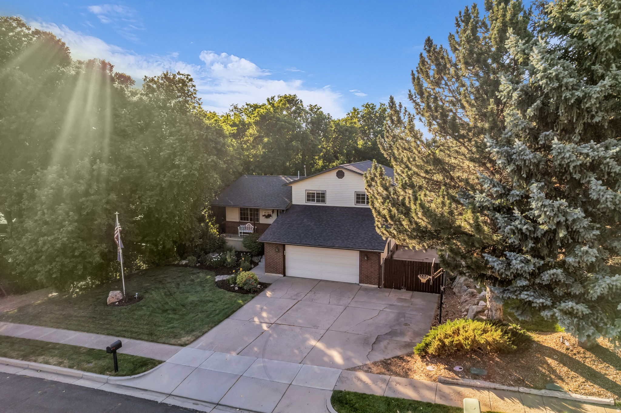 main property photo 51