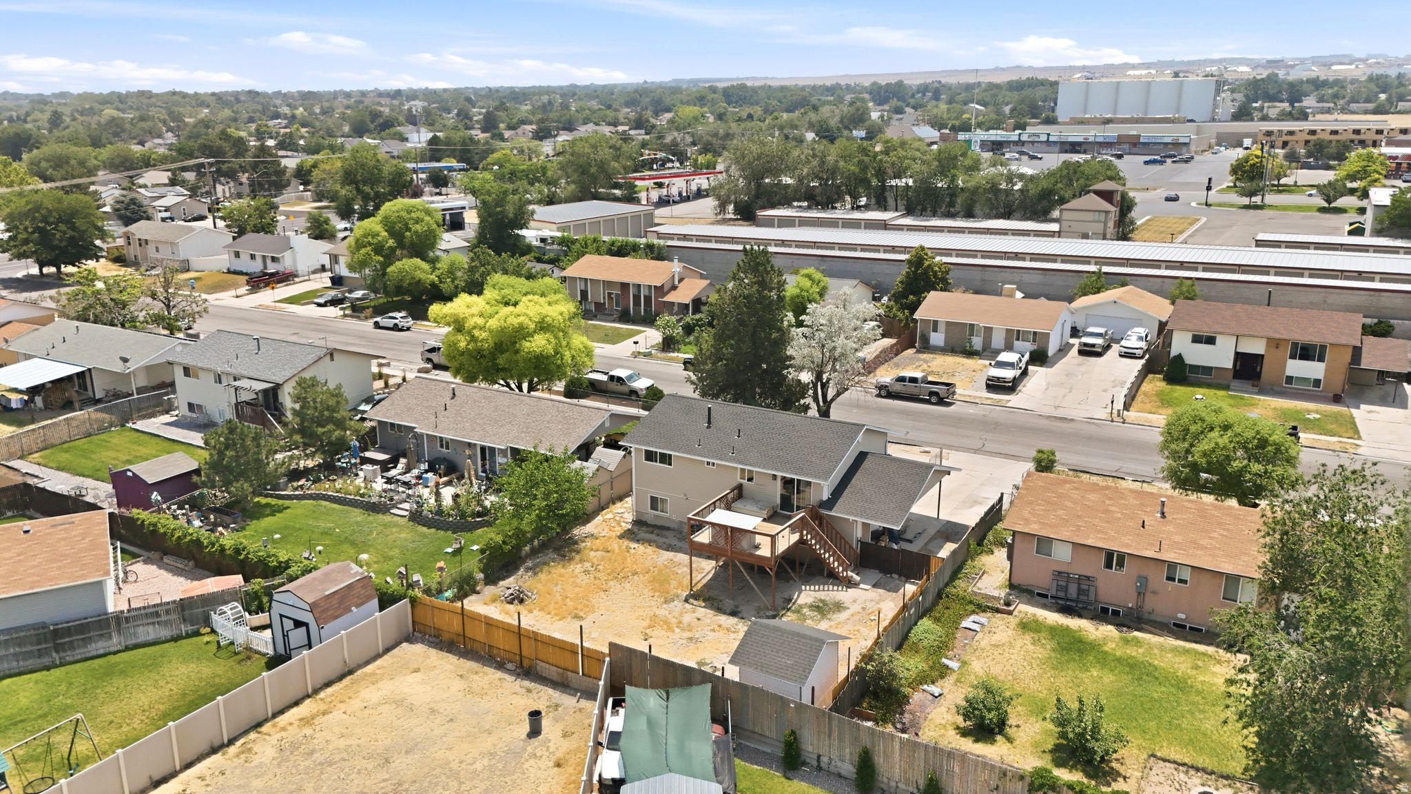 main property photo 29