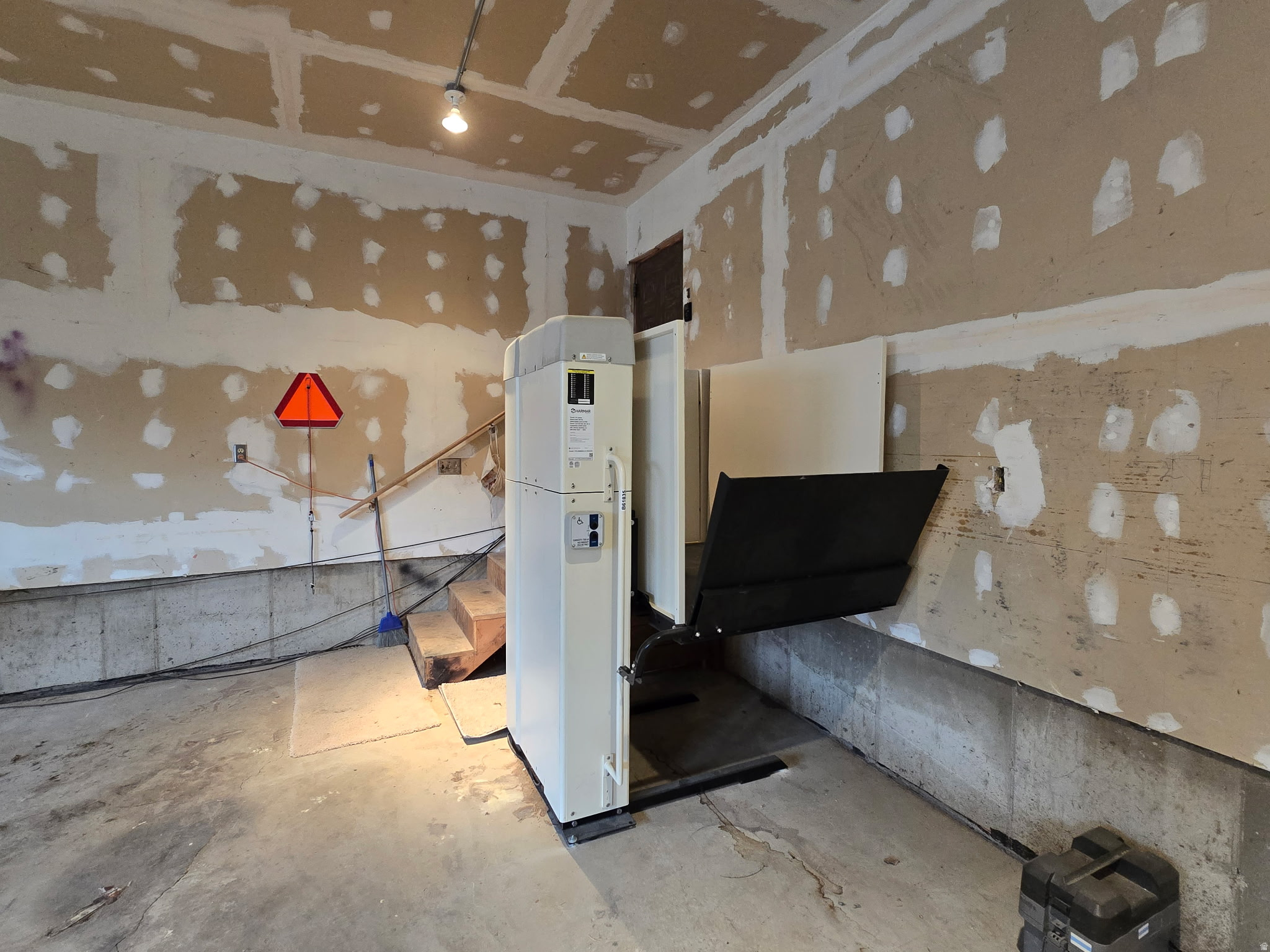 main property photo 51