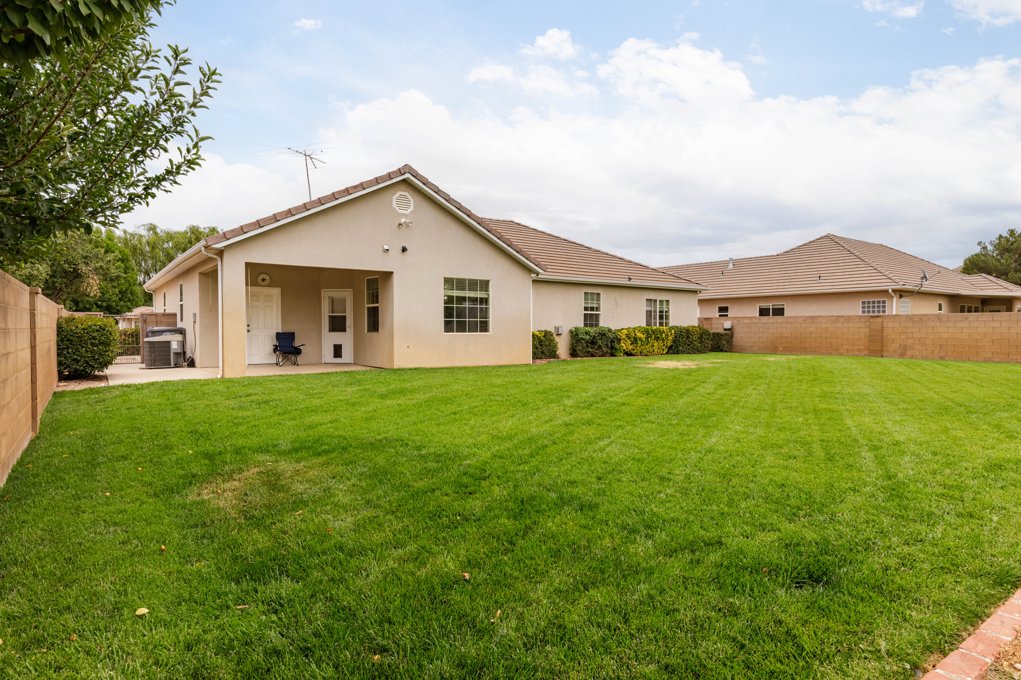 main property photo 26