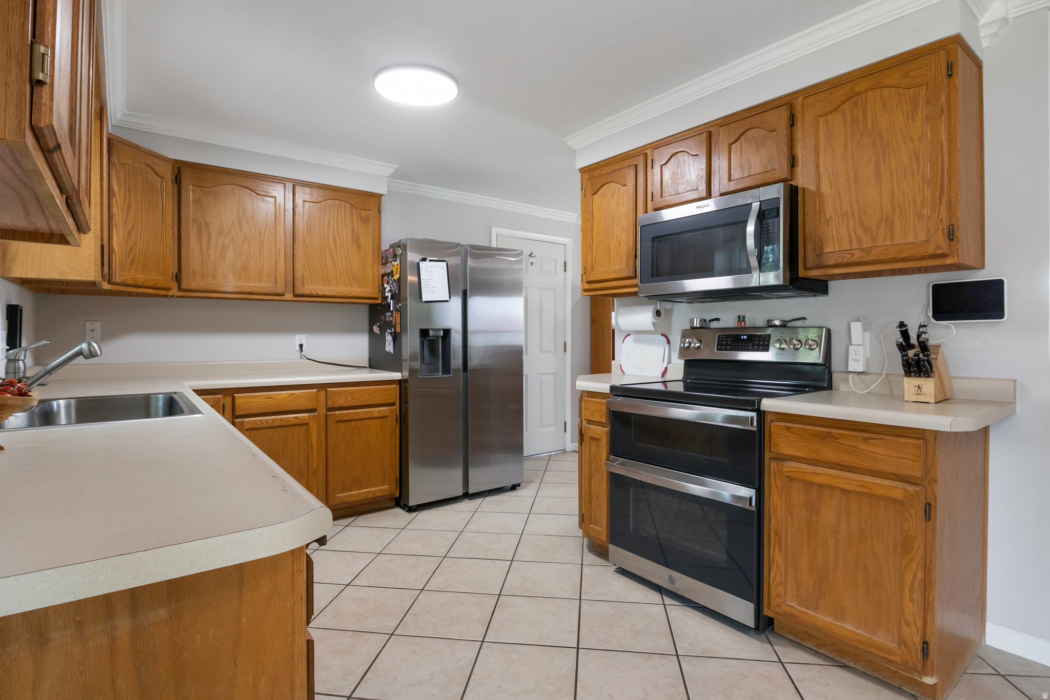 main property photo 8