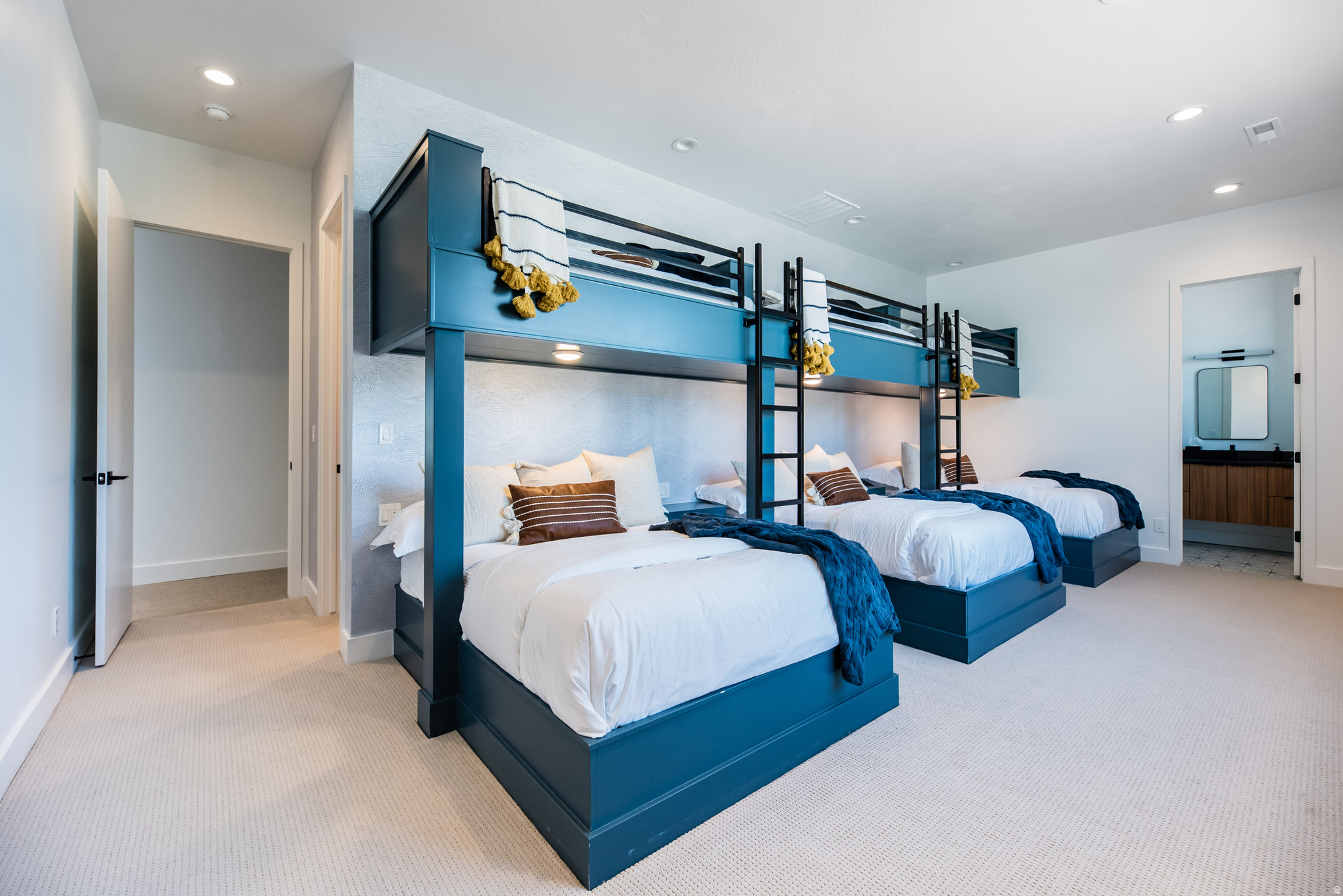 main property photo 87