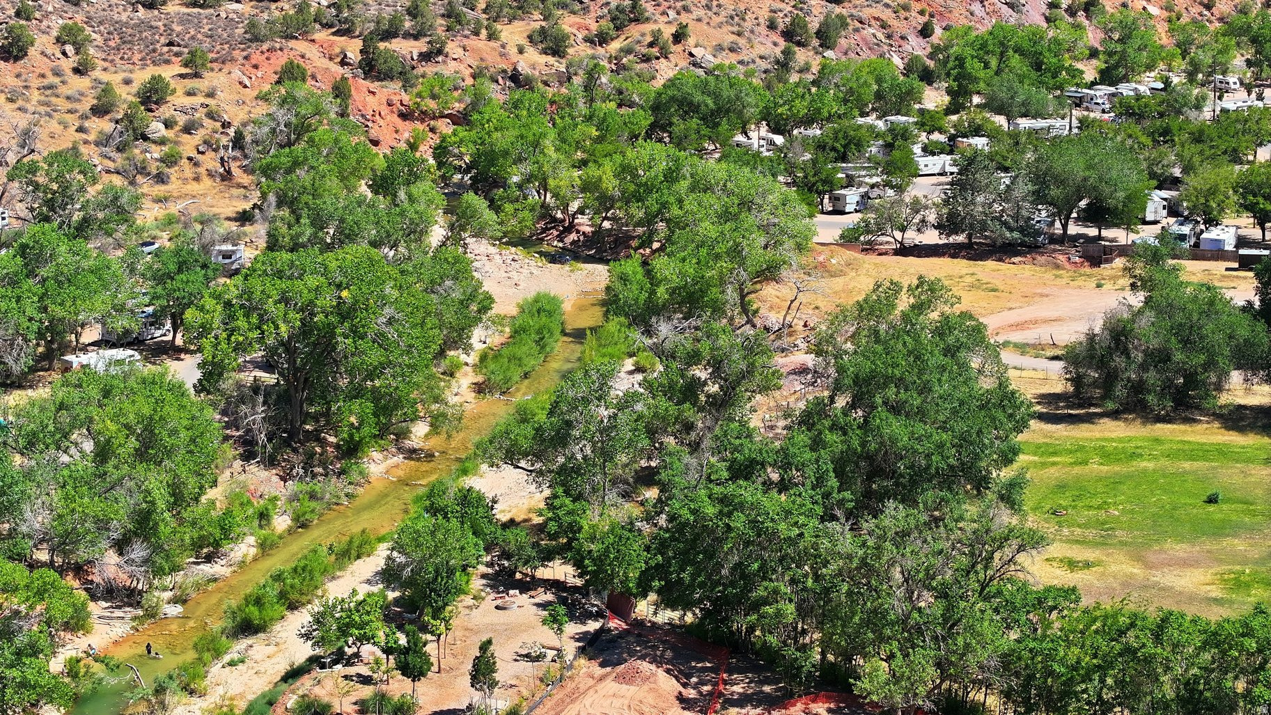 main property photo 19