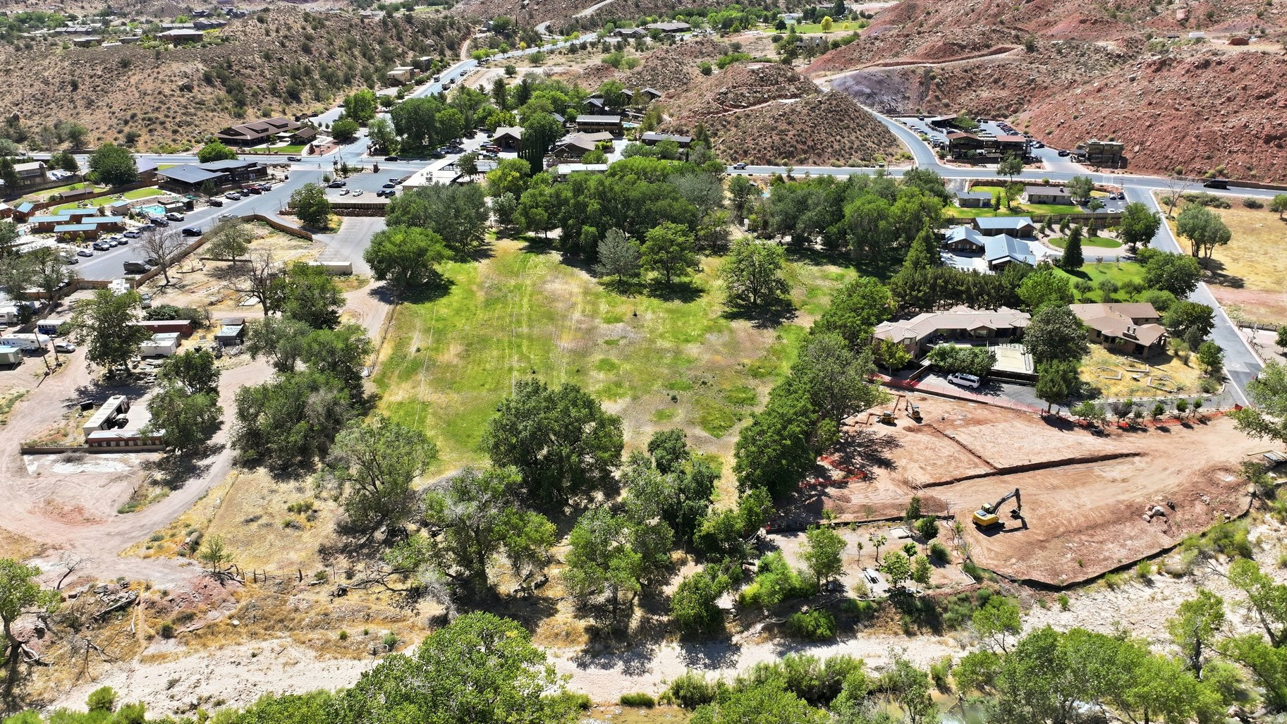 main property photo 7