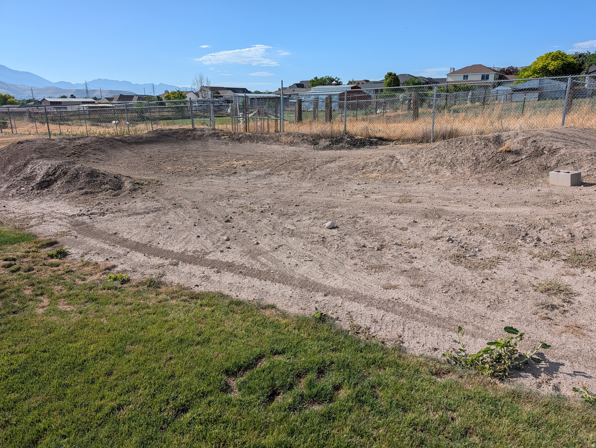 main property photo 41