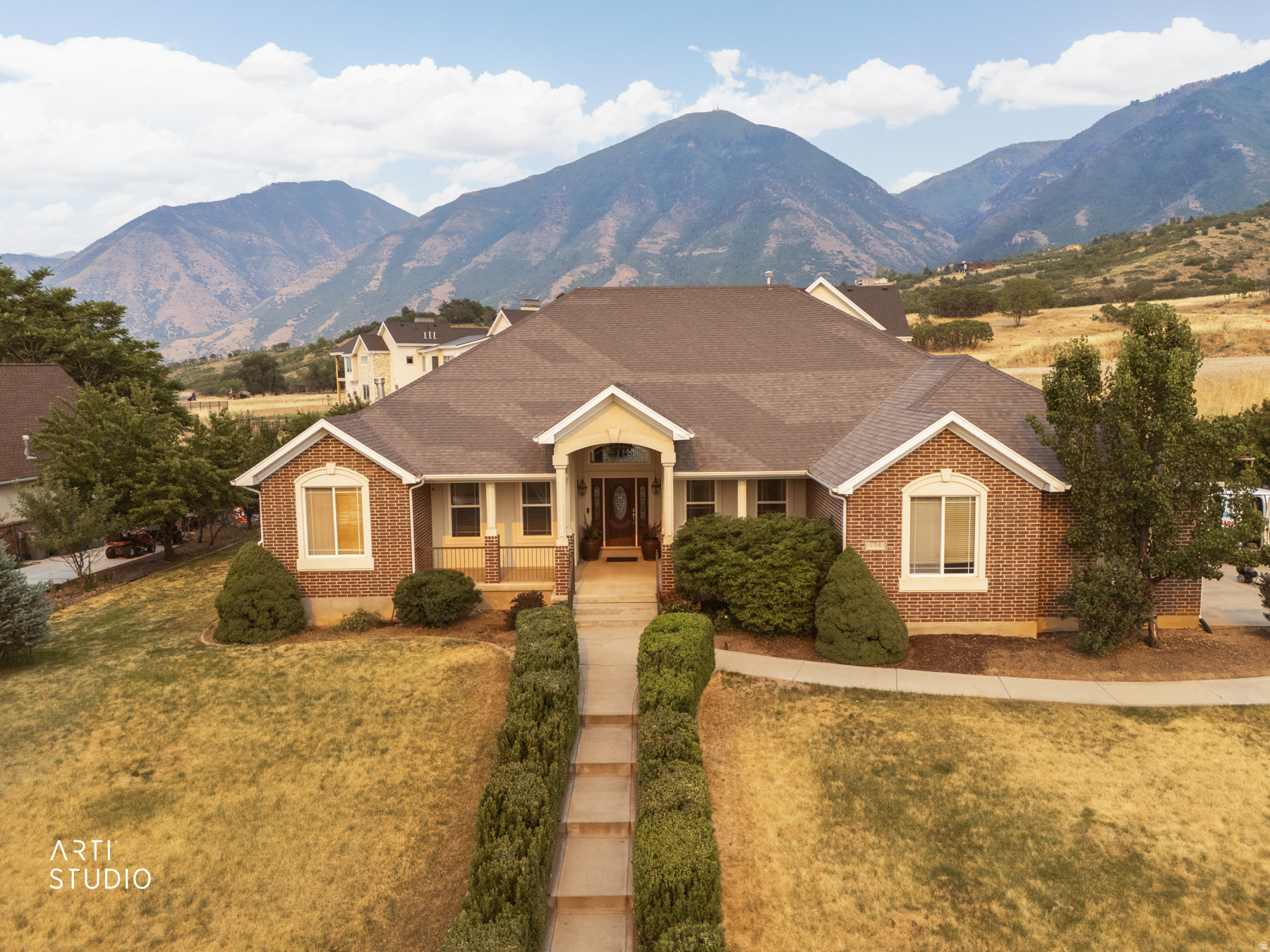 main property photo 4