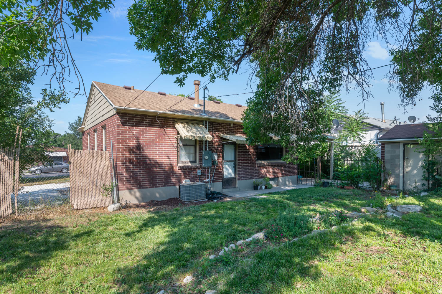 main property photo 21