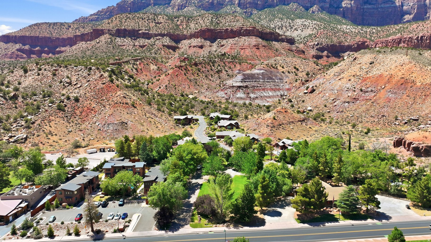 main property photo 11