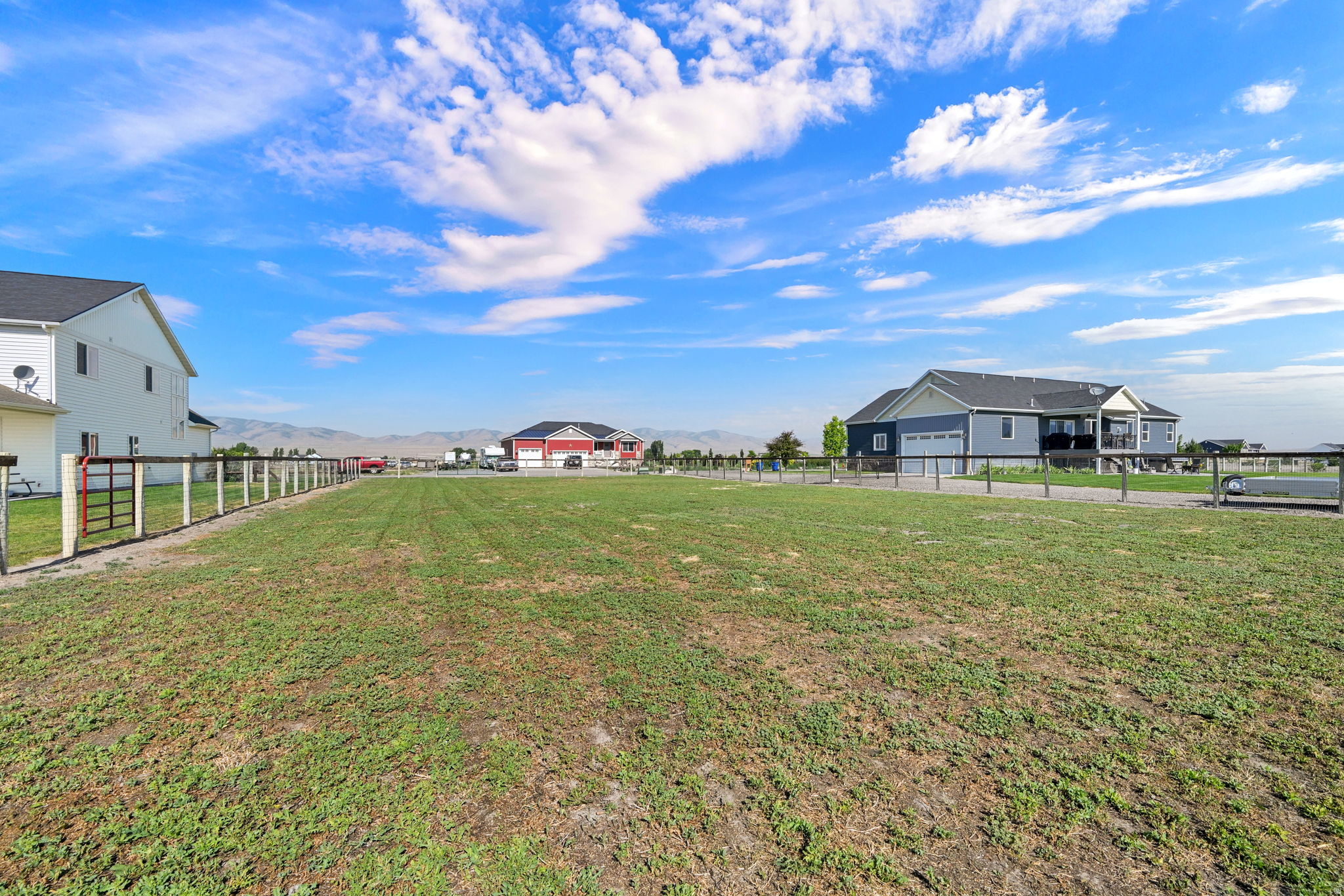 main property photo 50