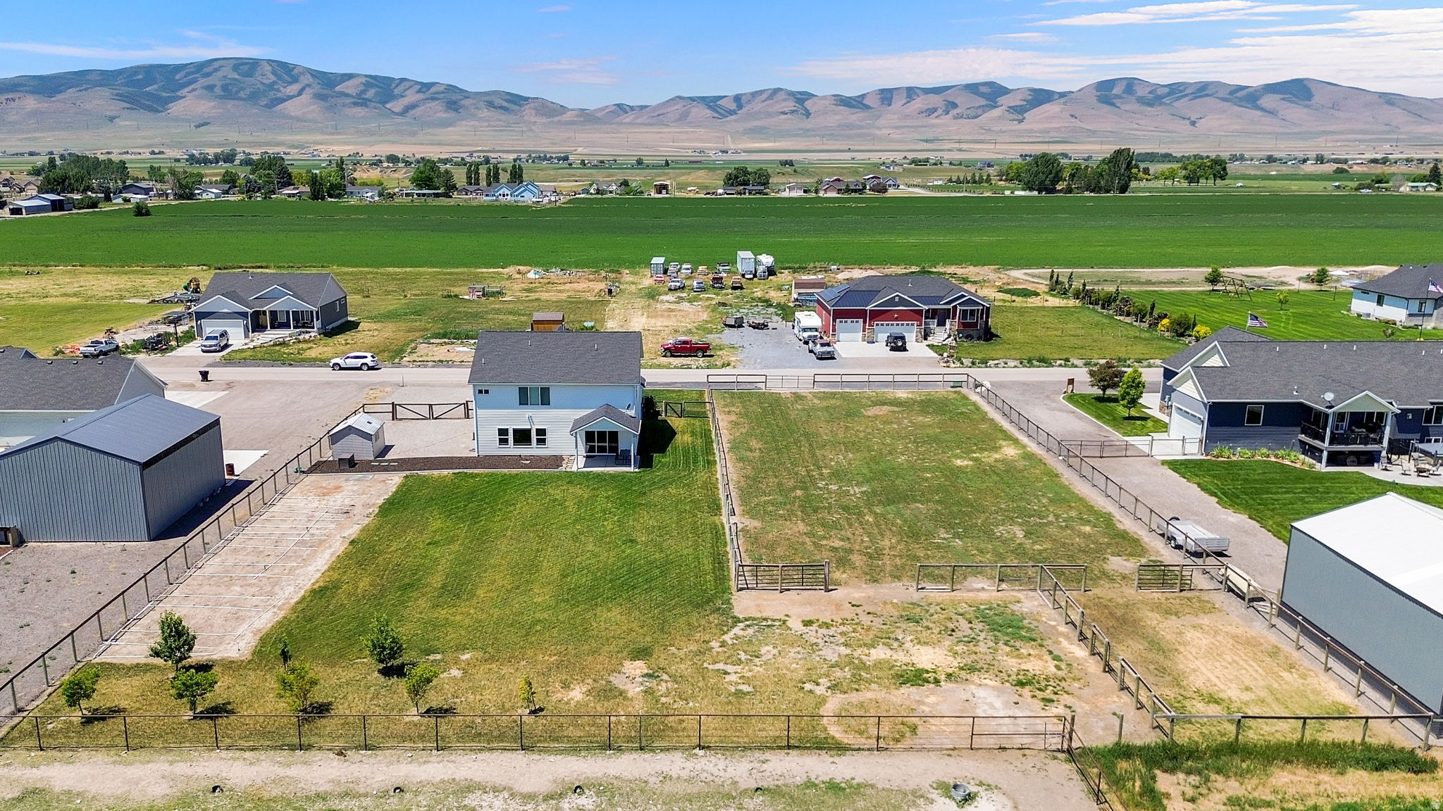 main property photo 7