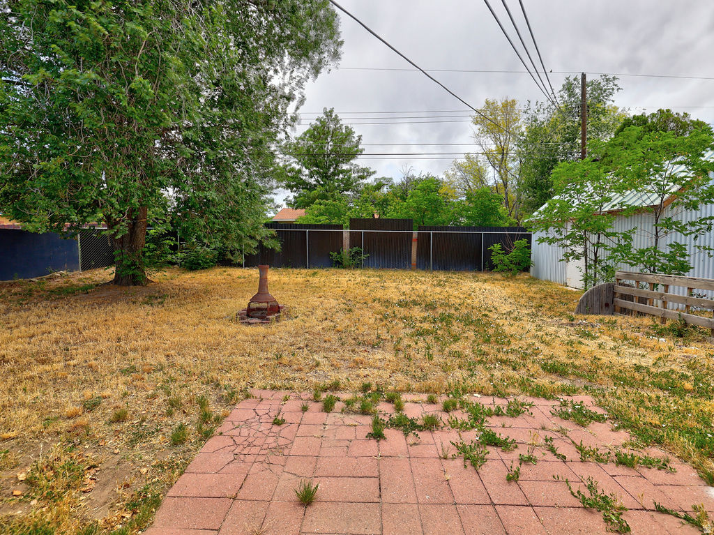 main property photo 25