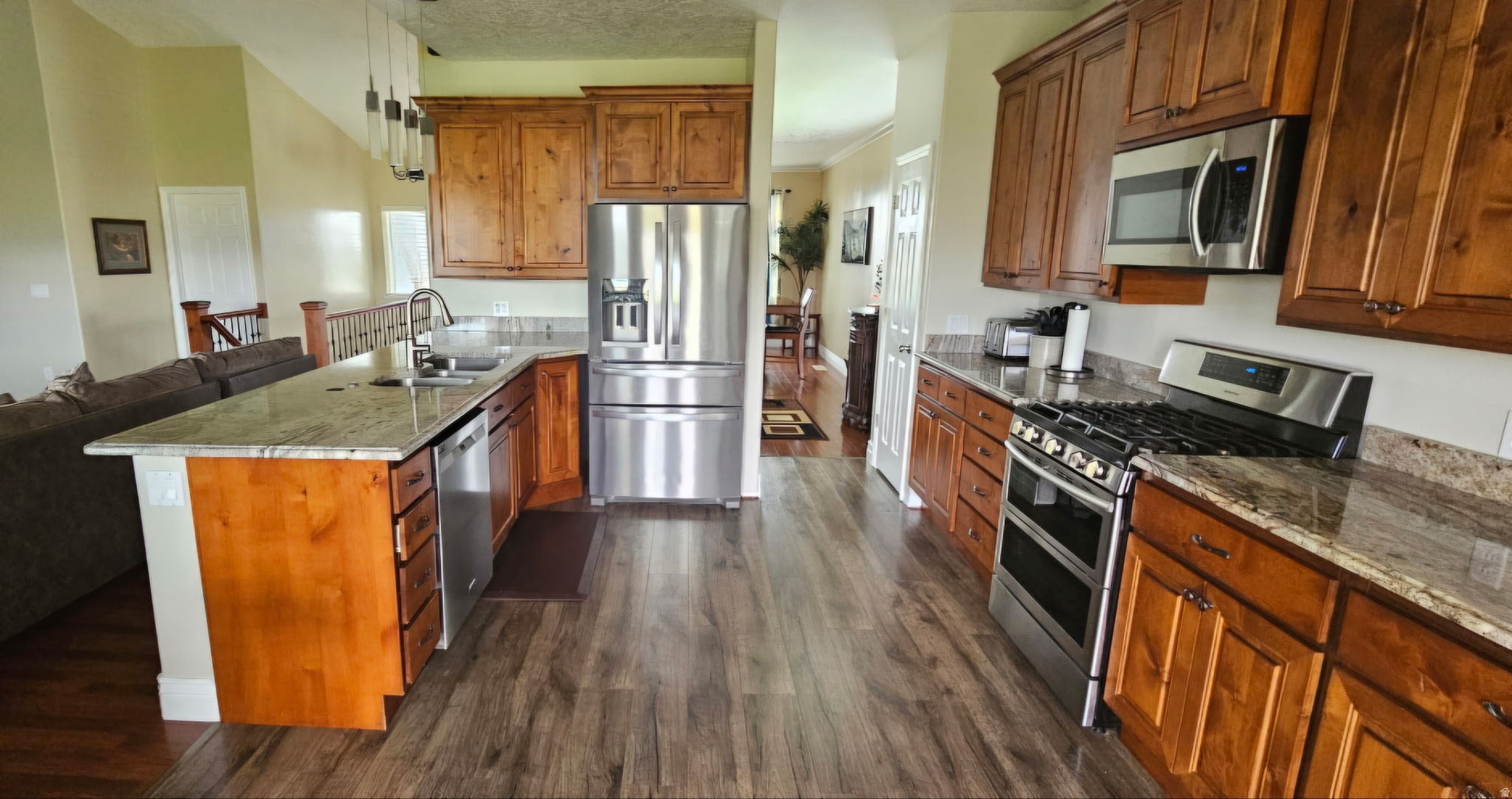 main property photo 12
