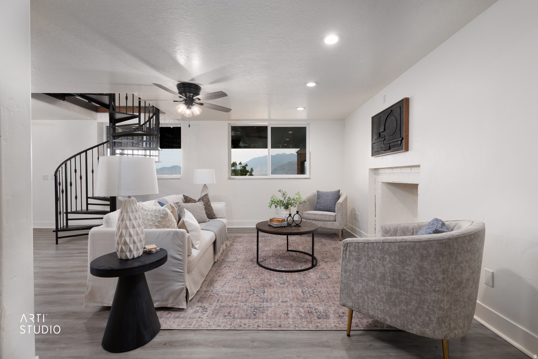 main property photo 28