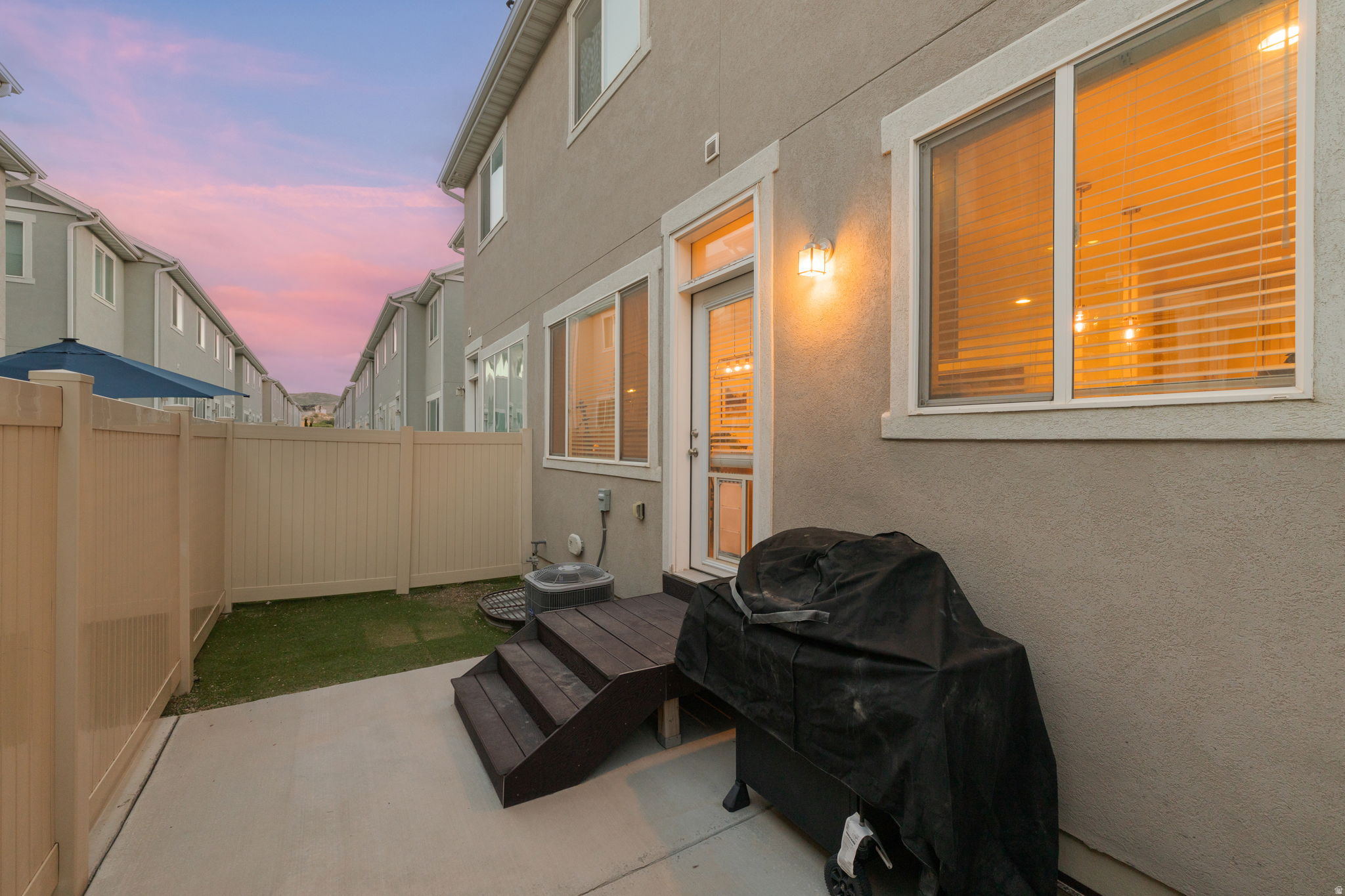 main property photo 31