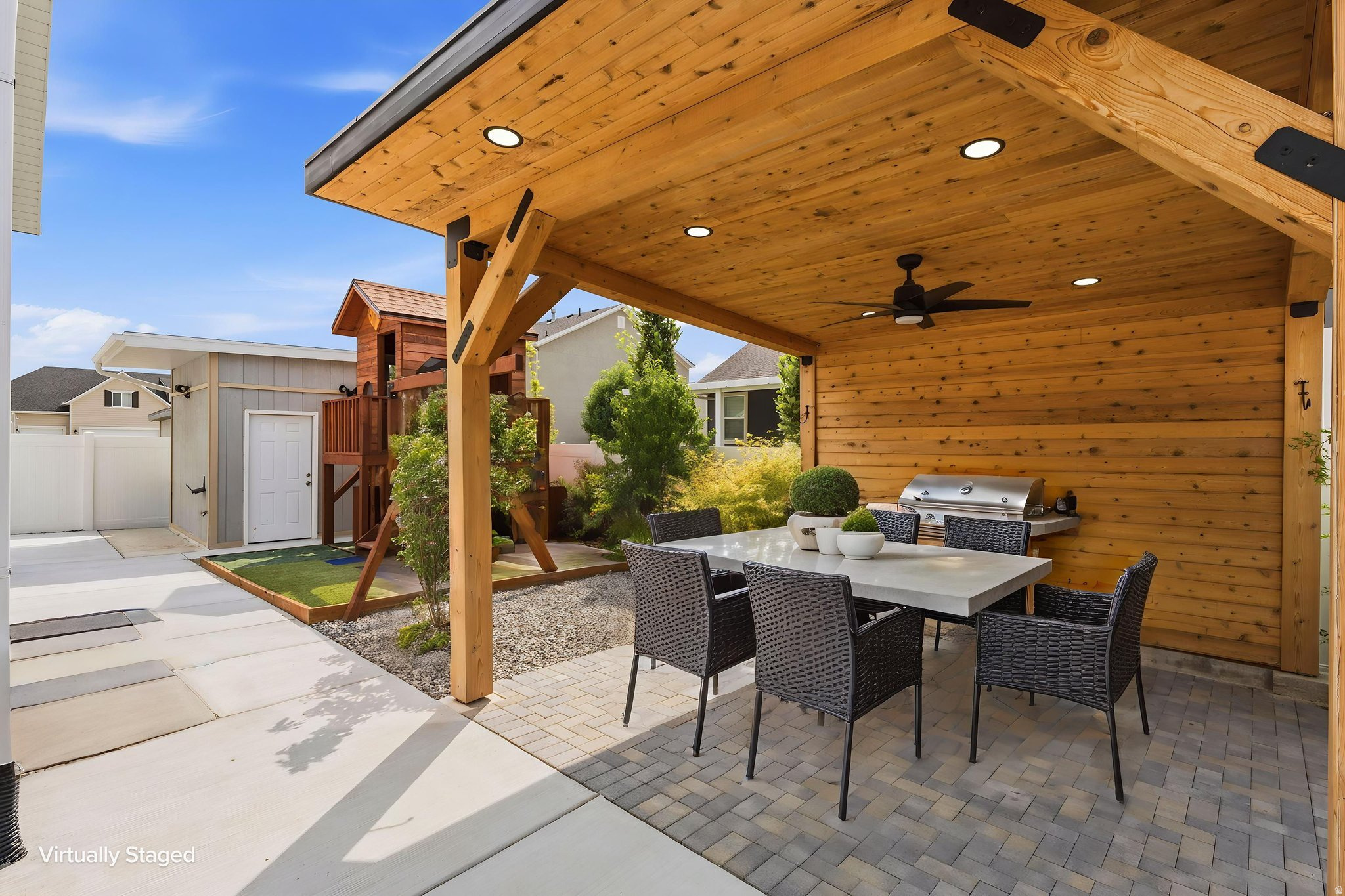 main property photo 59