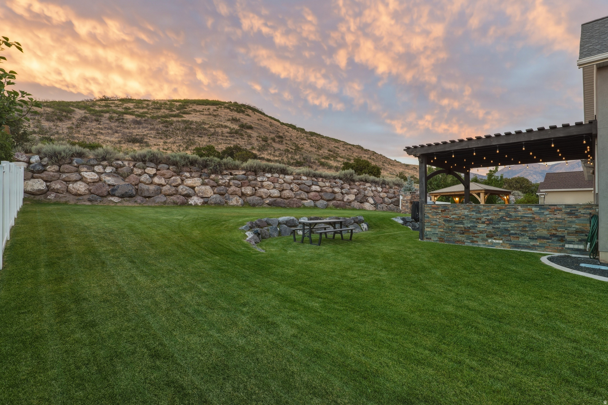 main property photo 106