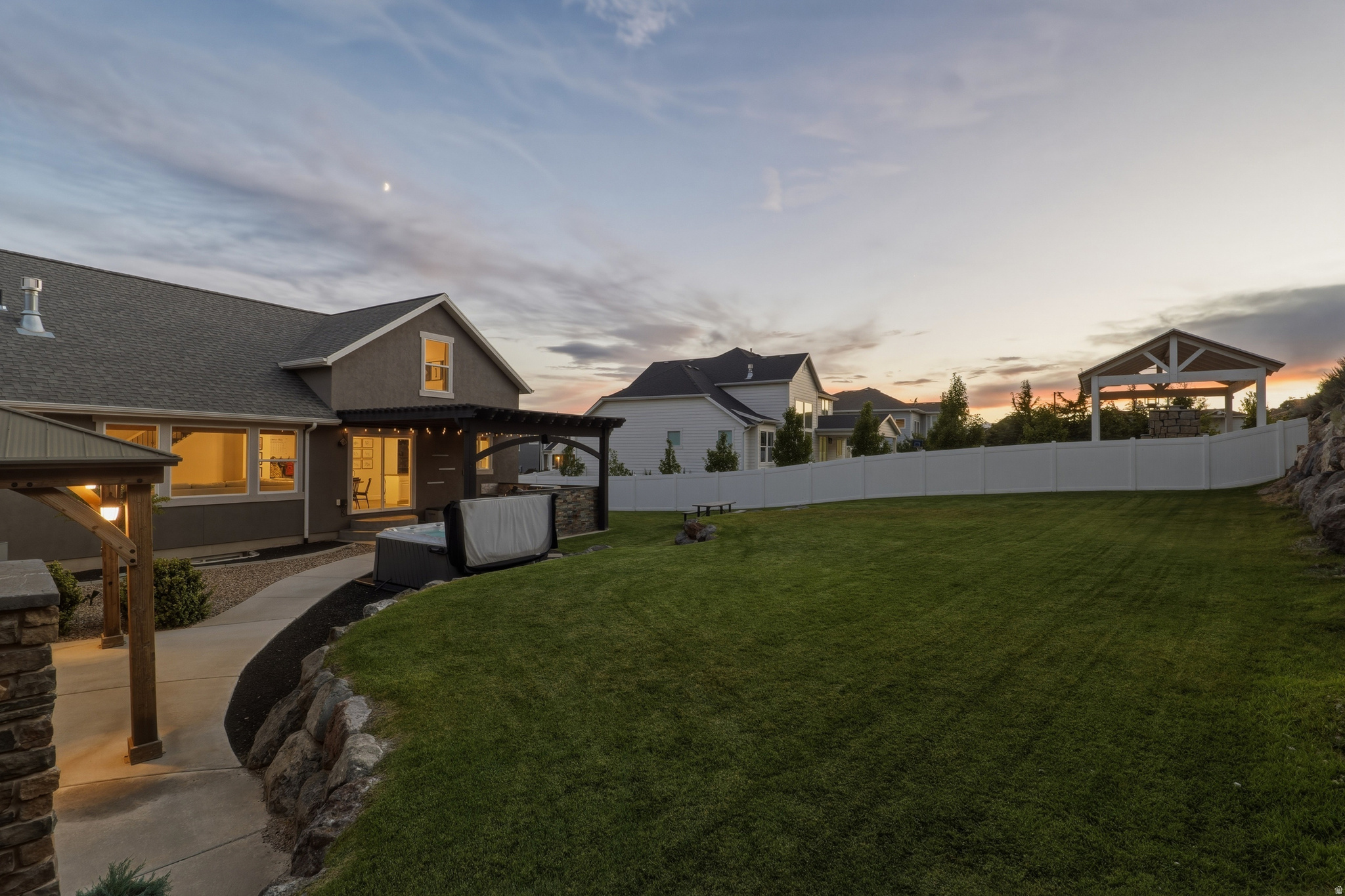 main property photo 108