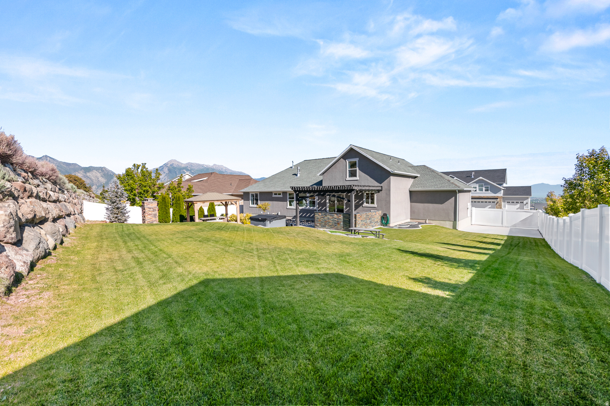 main property photo 54