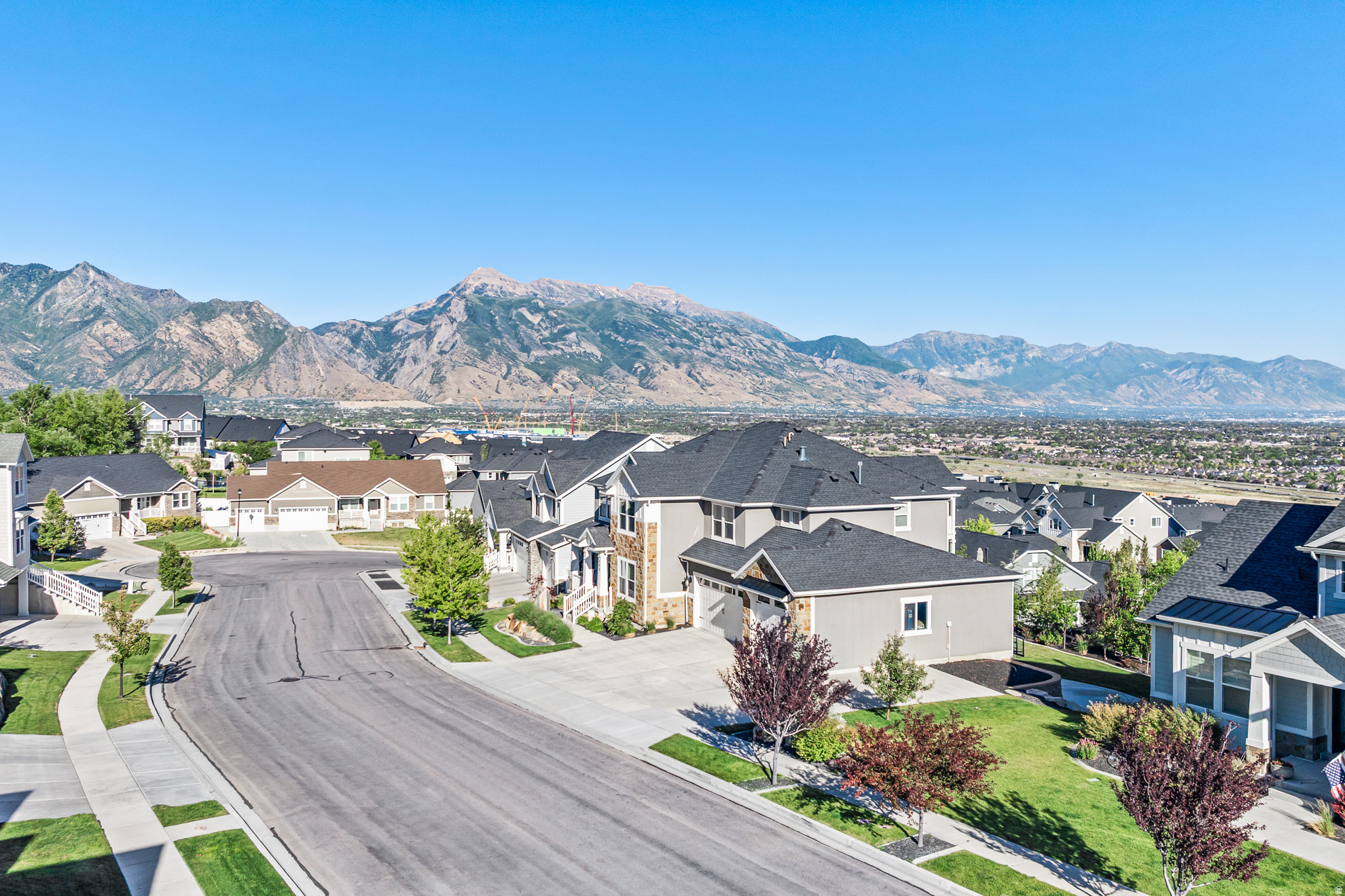 main property photo 80