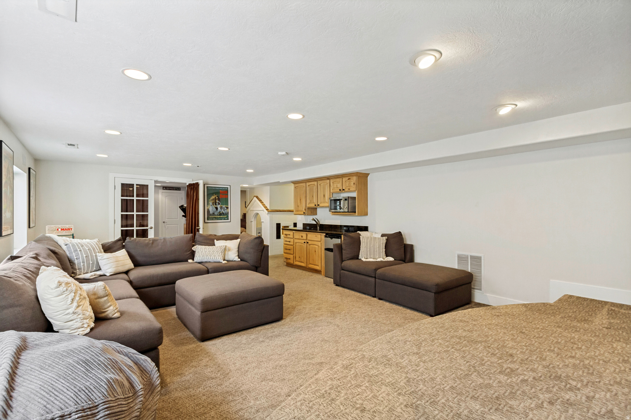 main property photo 66