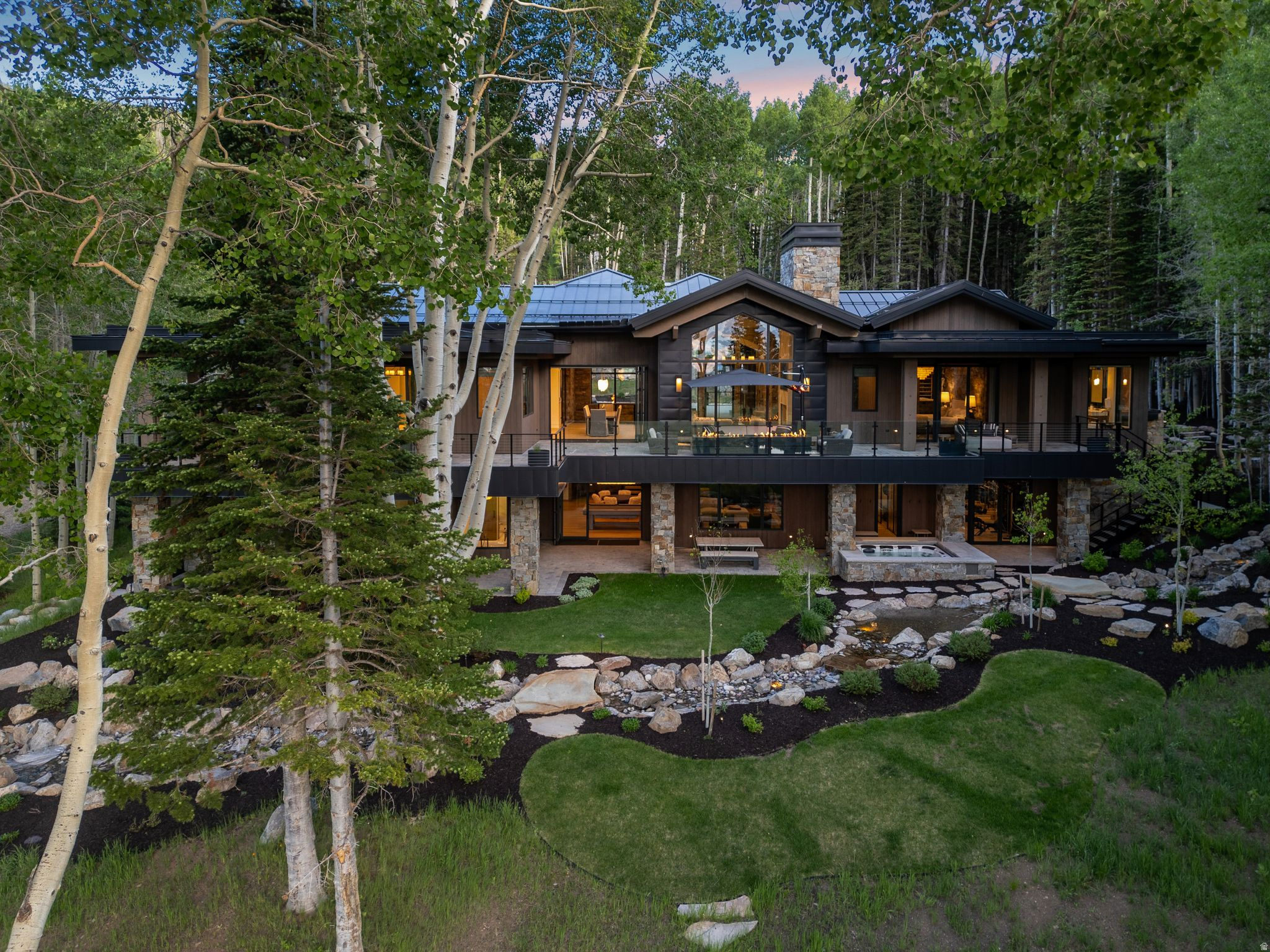 main property photo 22