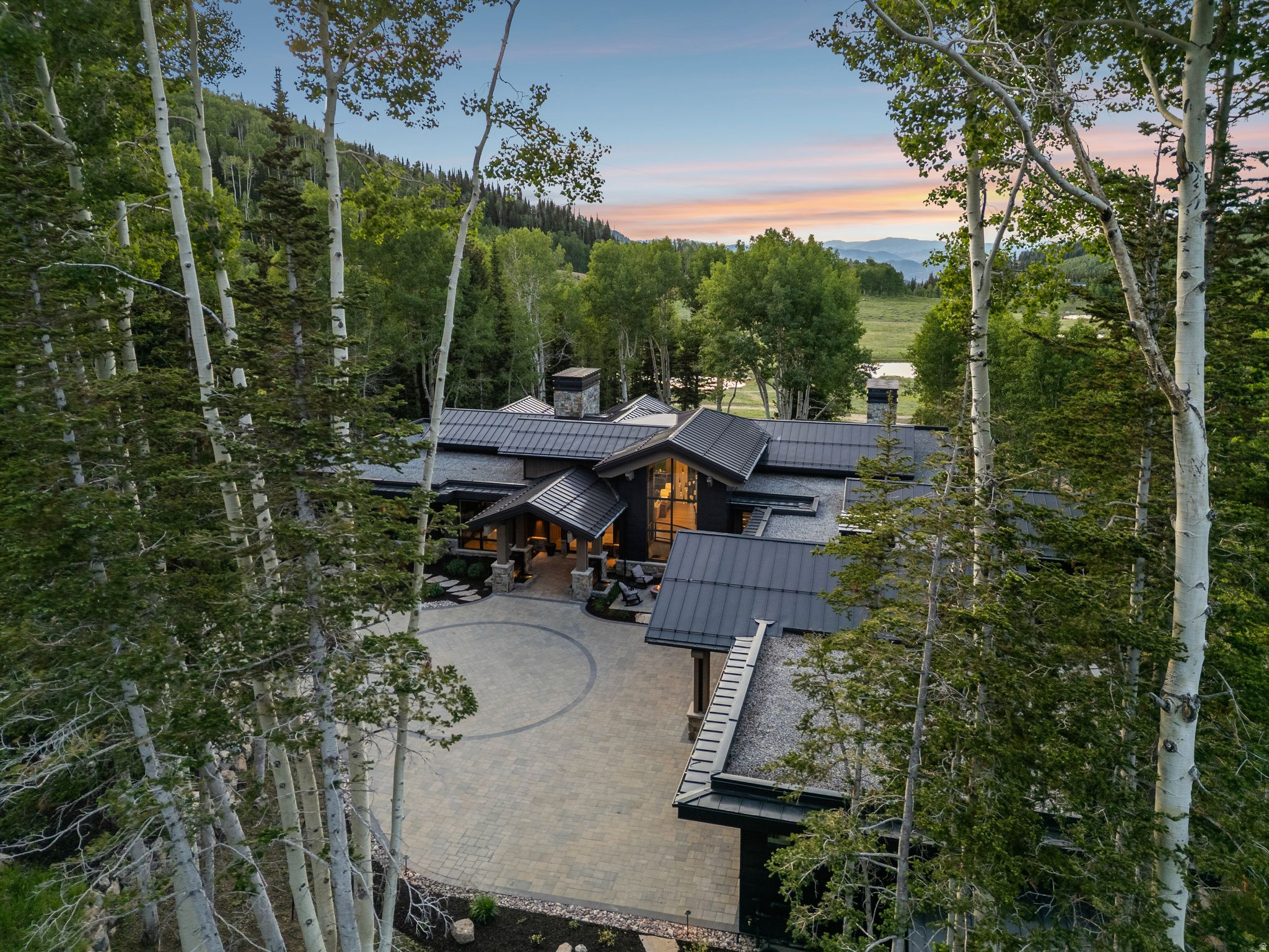 main property photo 26