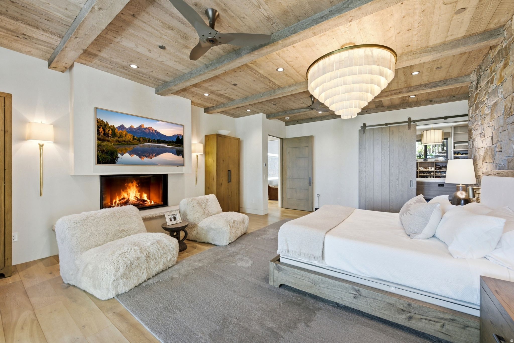 main property photo 76