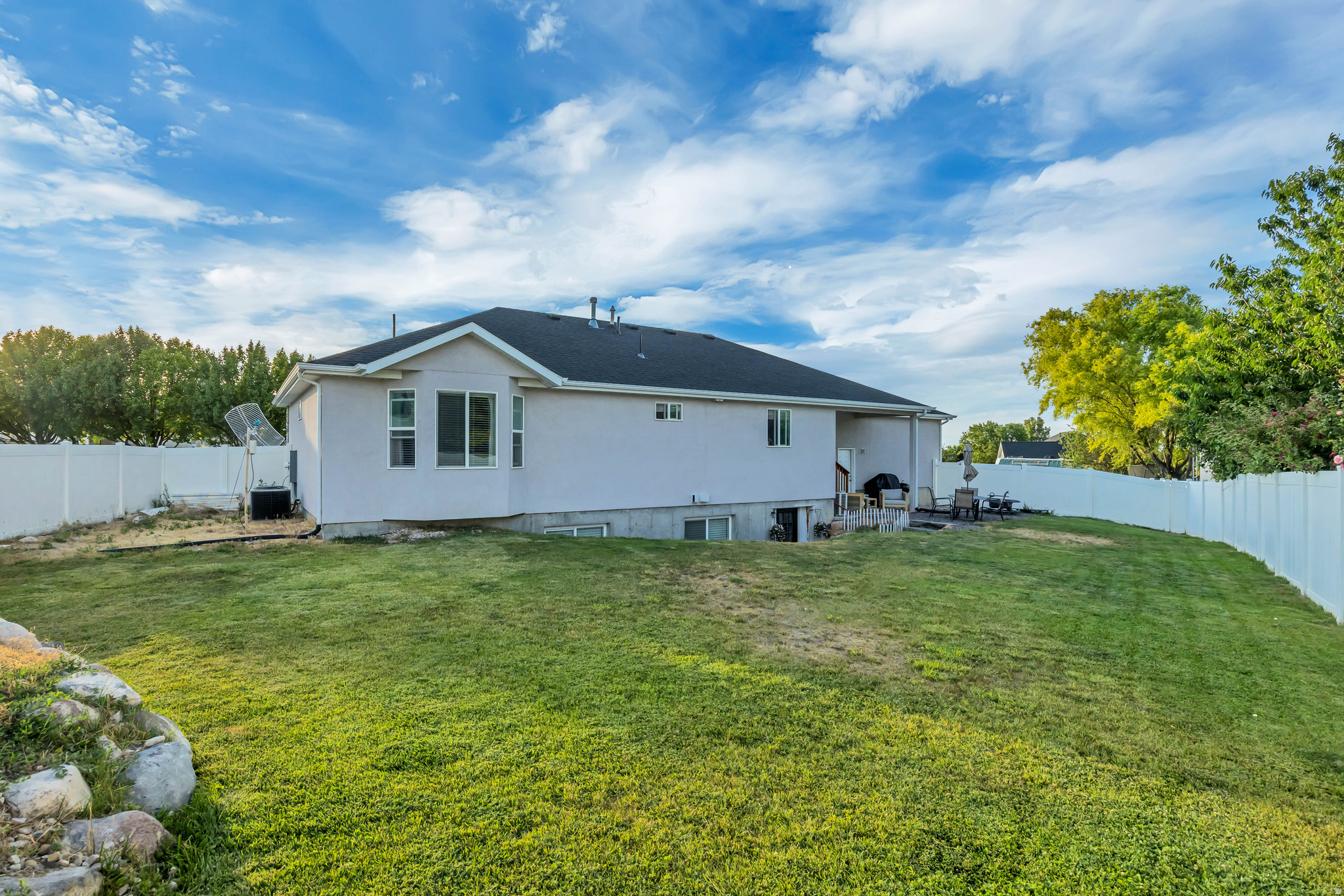 main property photo 54