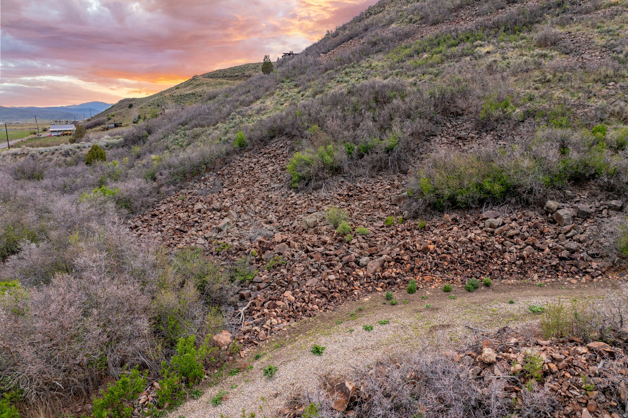 main property photo 16