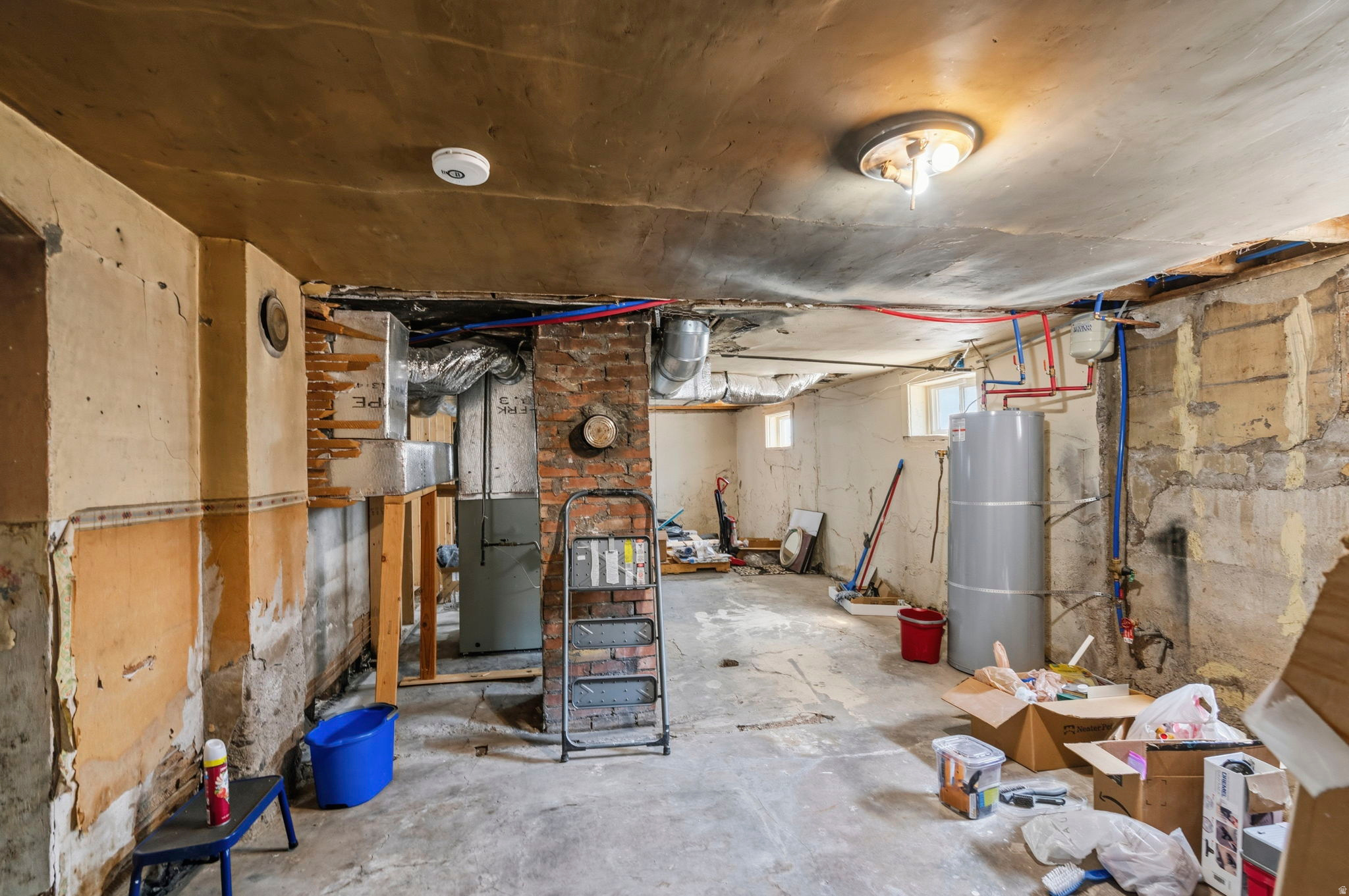 main property photo 25