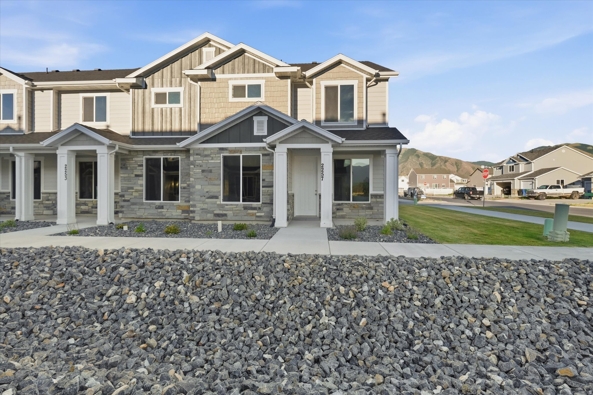 main property photo 22