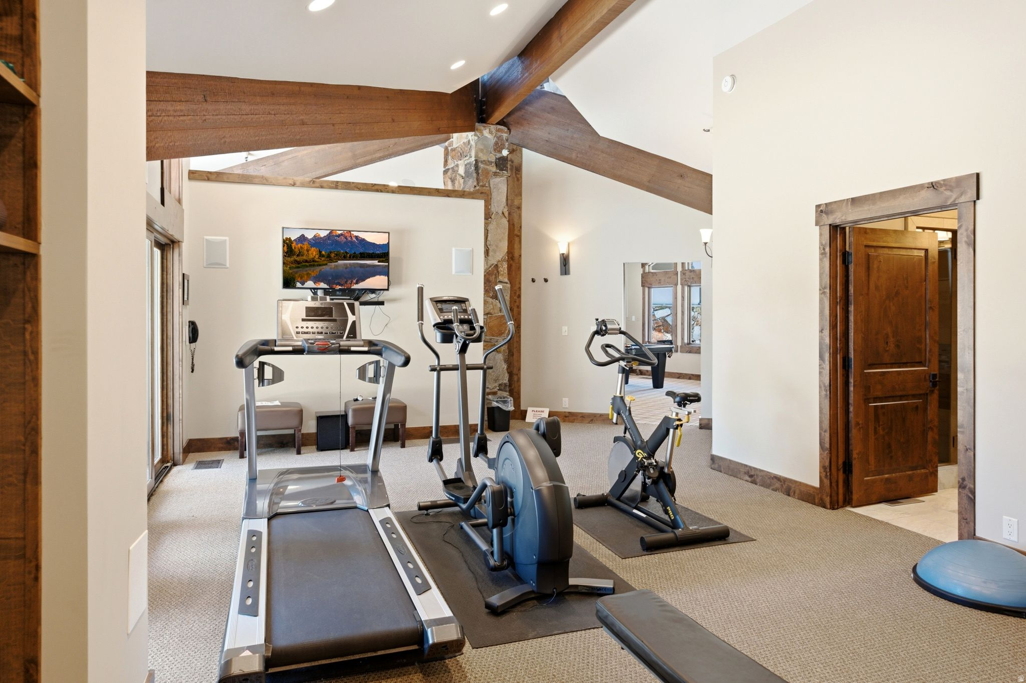 main property photo 70