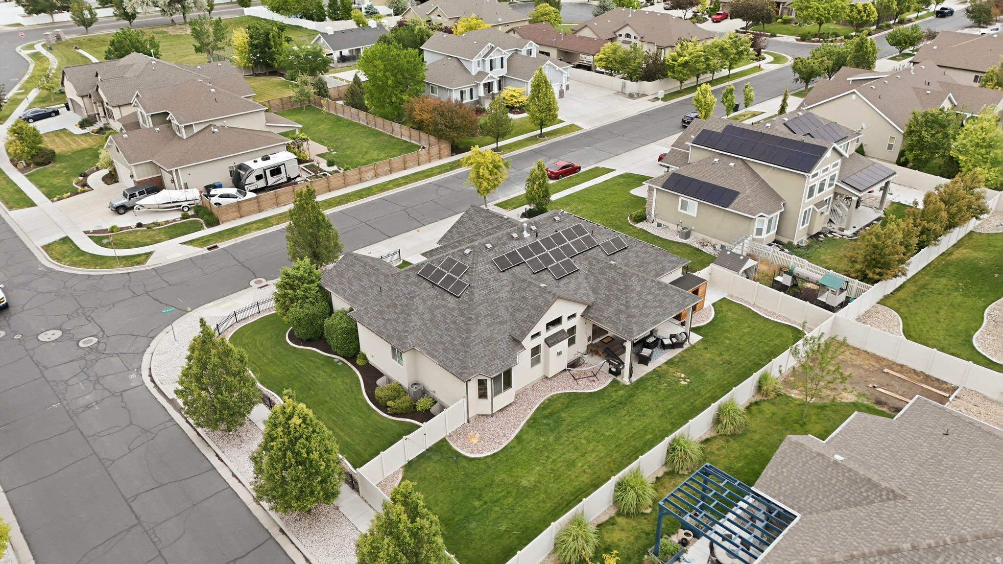 main property photo 57
