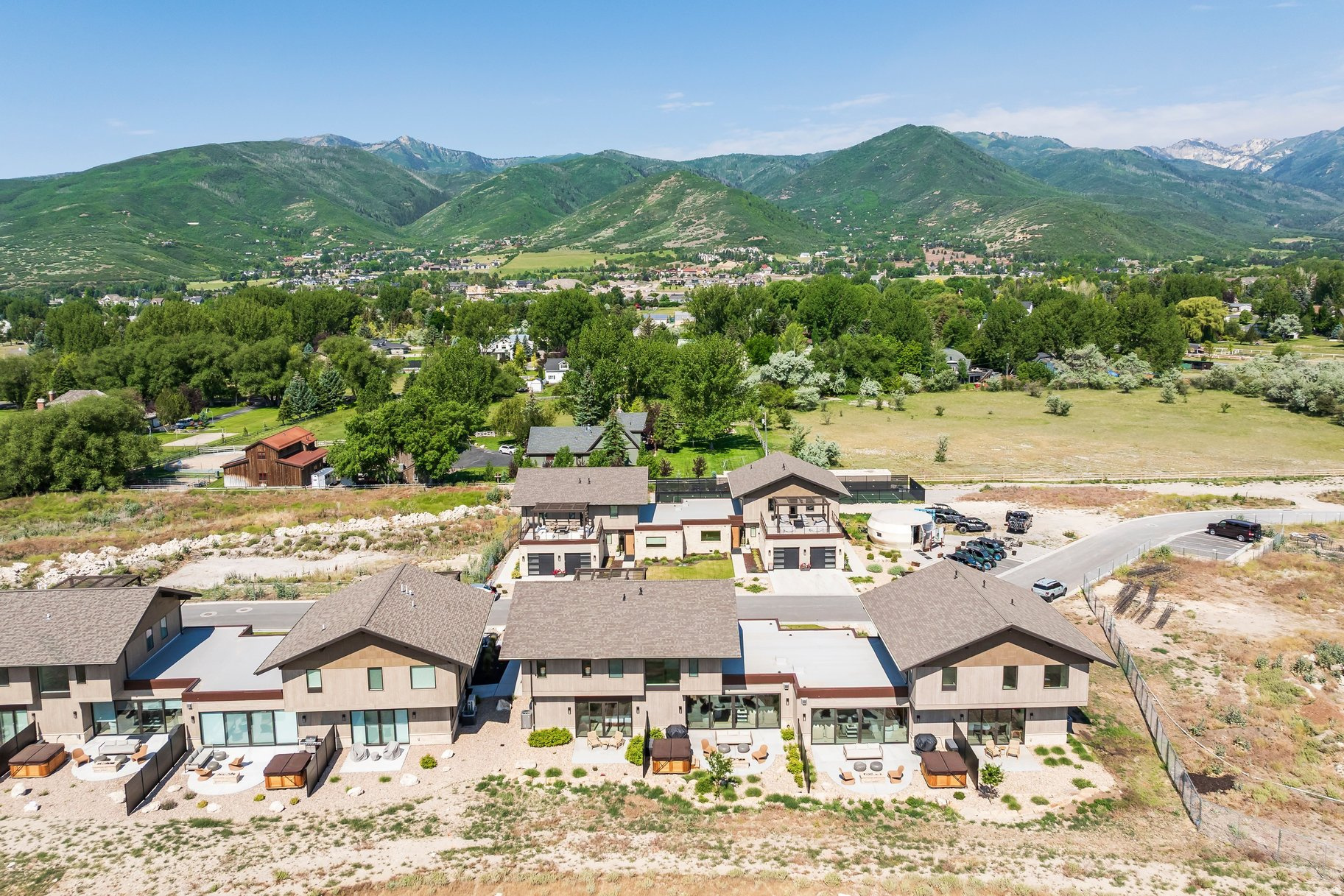 main property photo 20