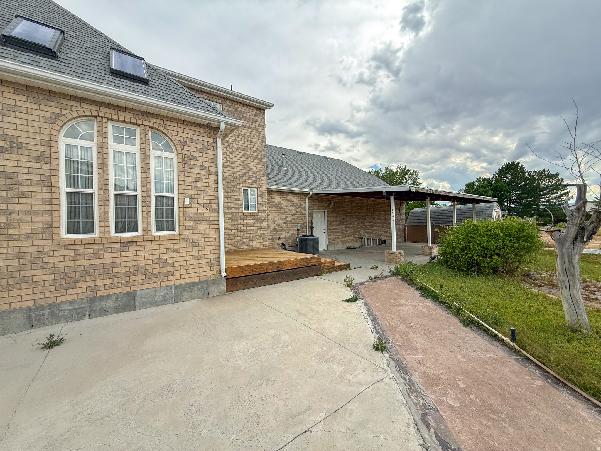 main property photo 44