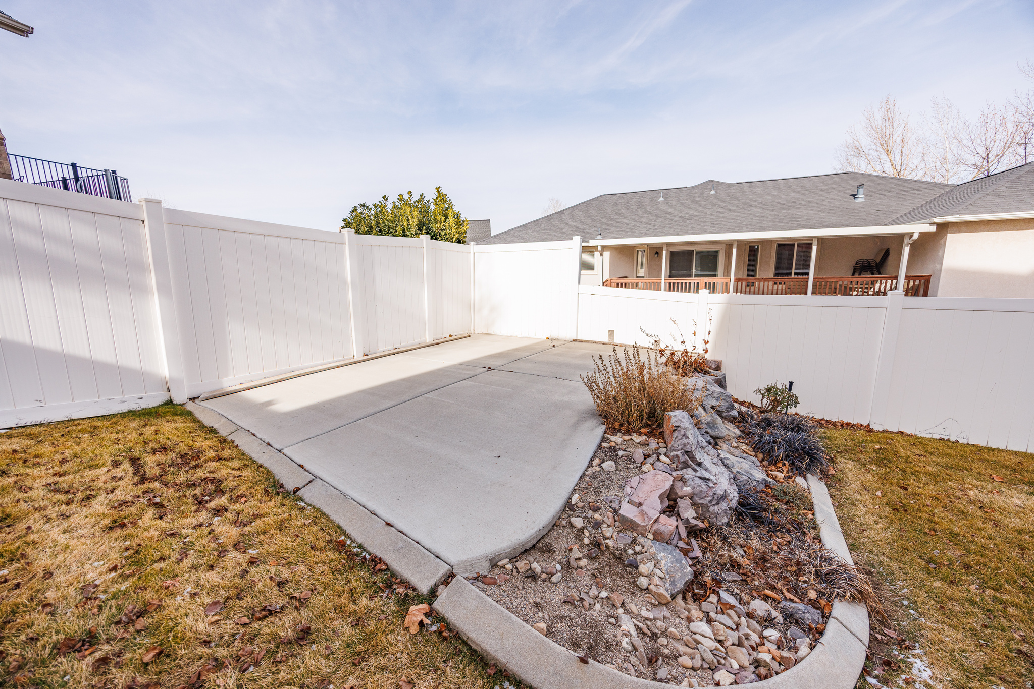 main property photo 58