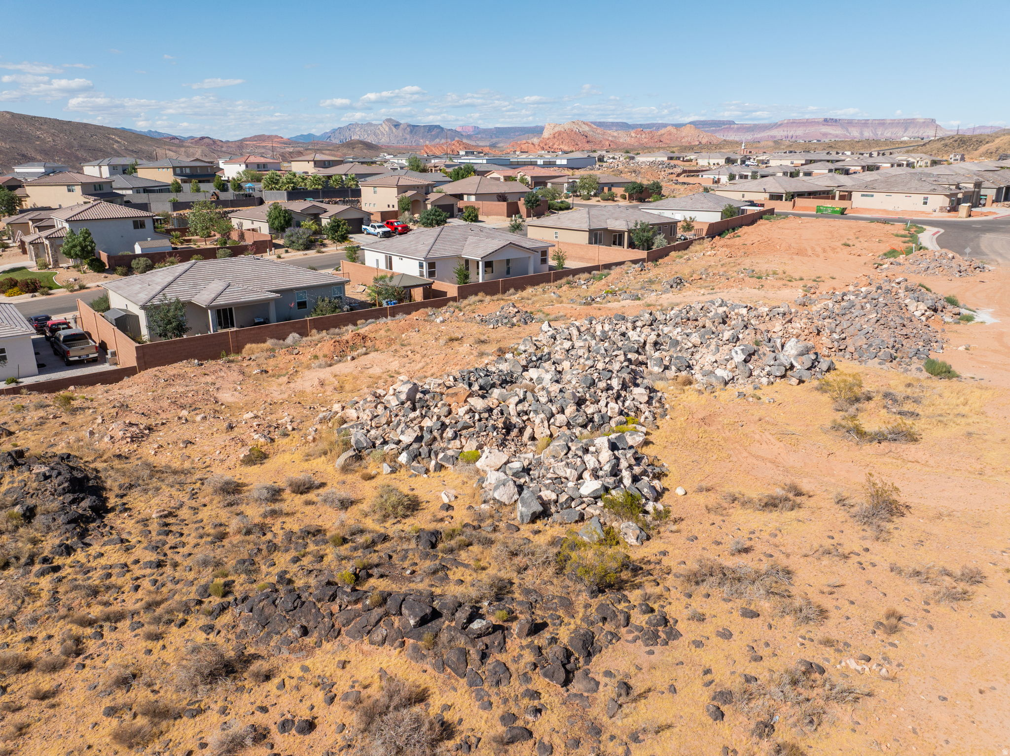 main property photo 41