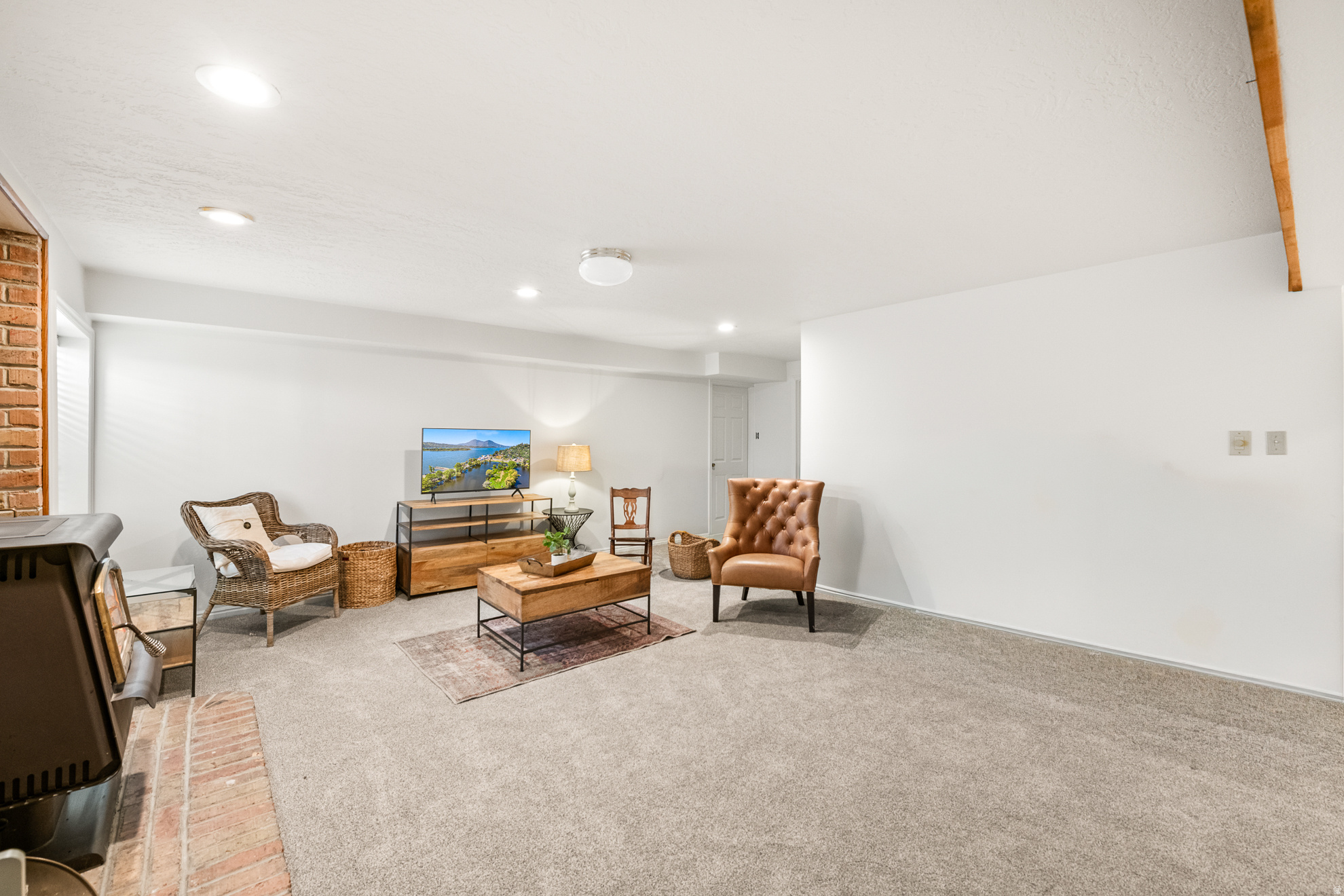 main property photo 68