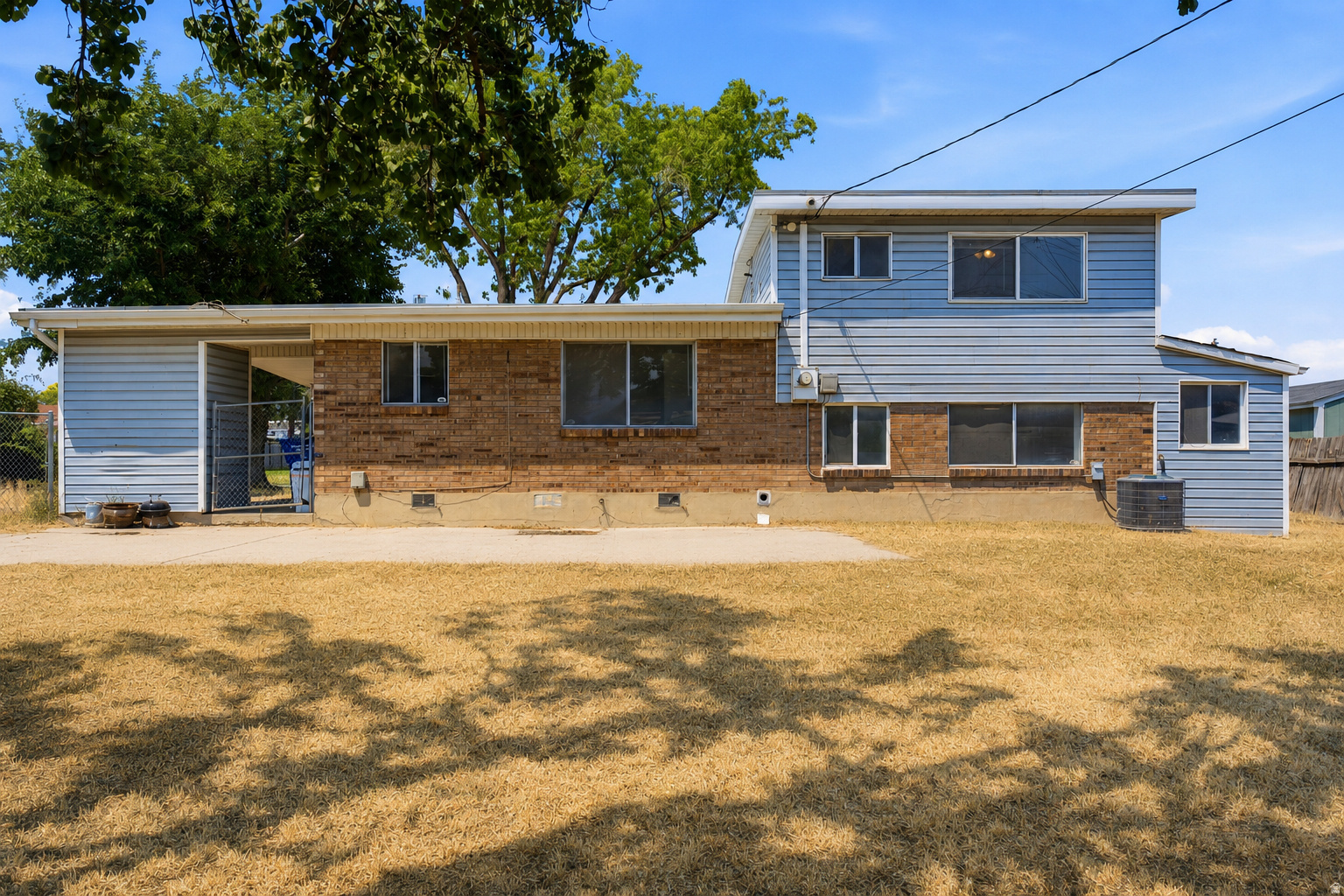 main property photo 35