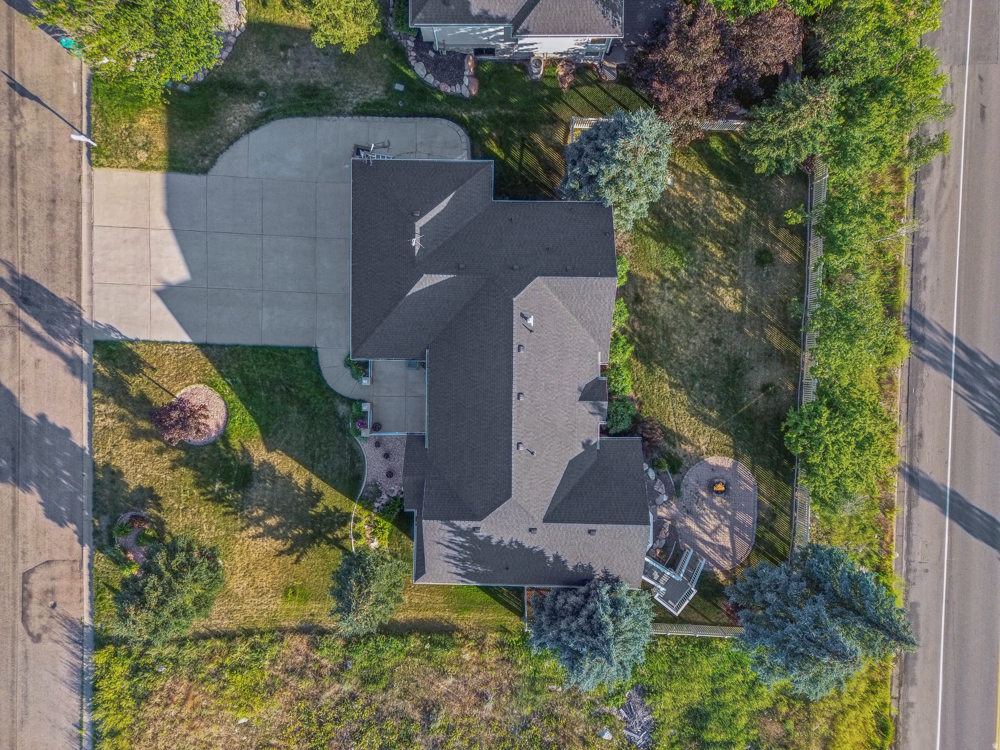 main property photo 60