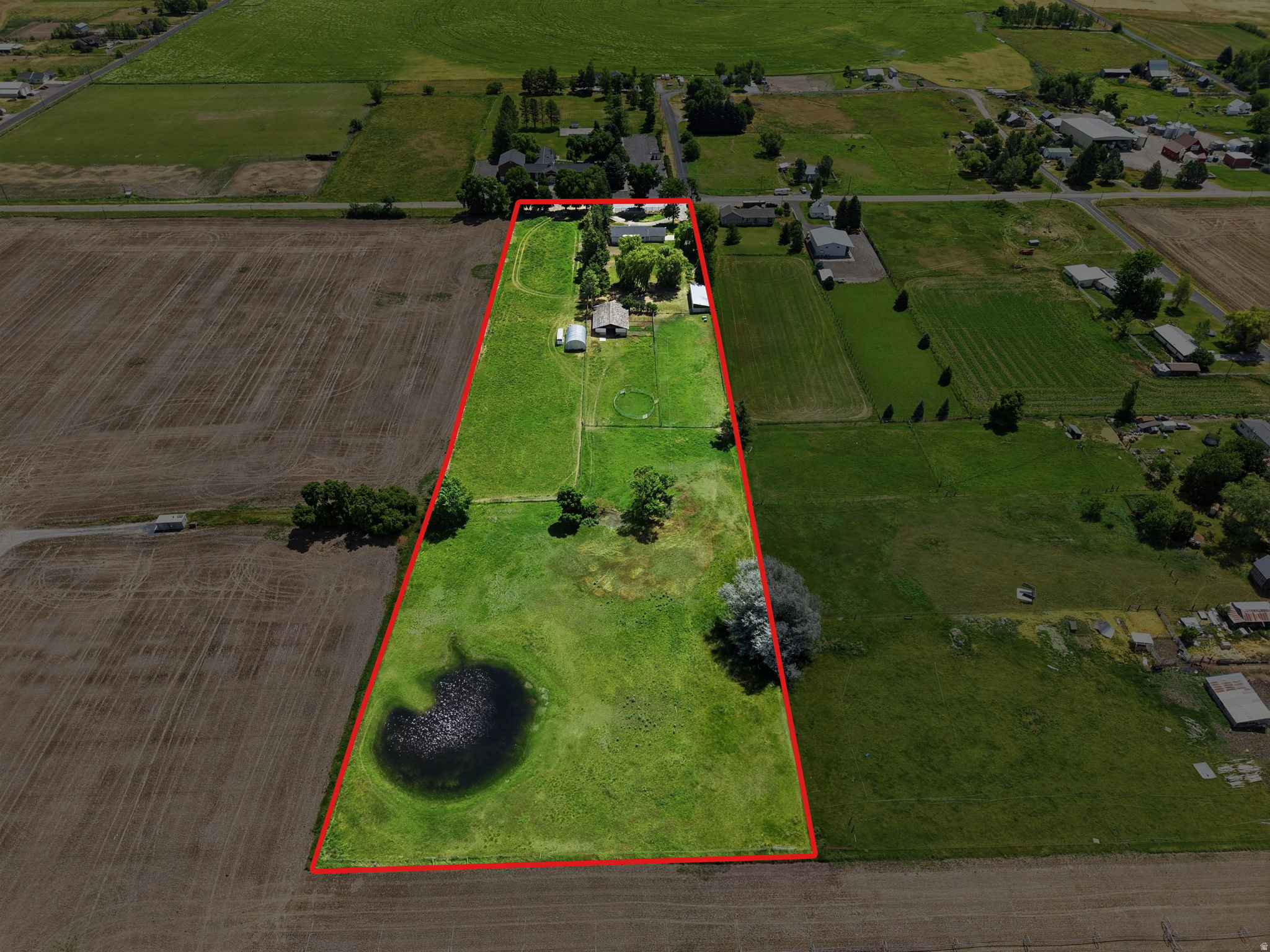 main property photo 4