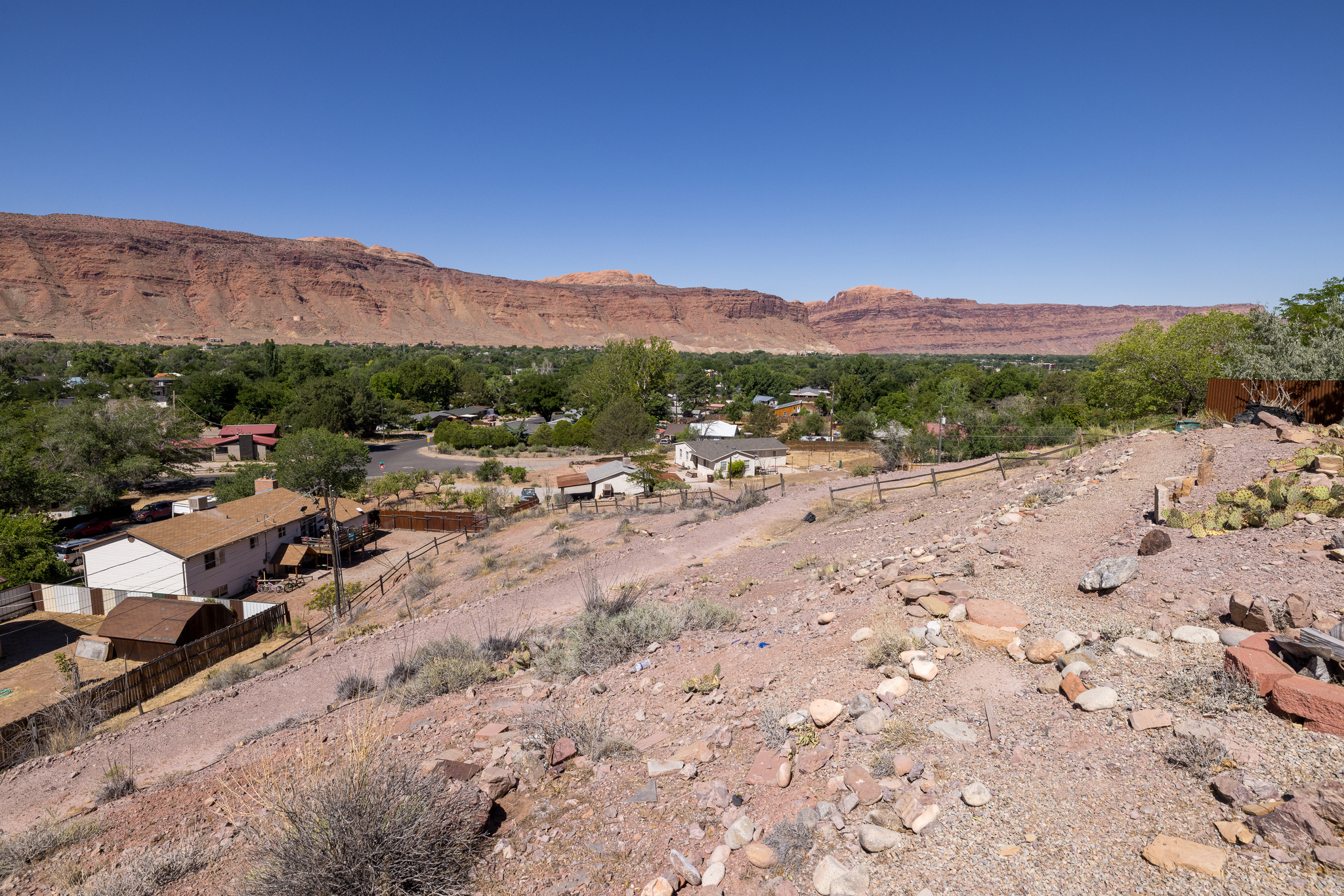 main property photo 45
