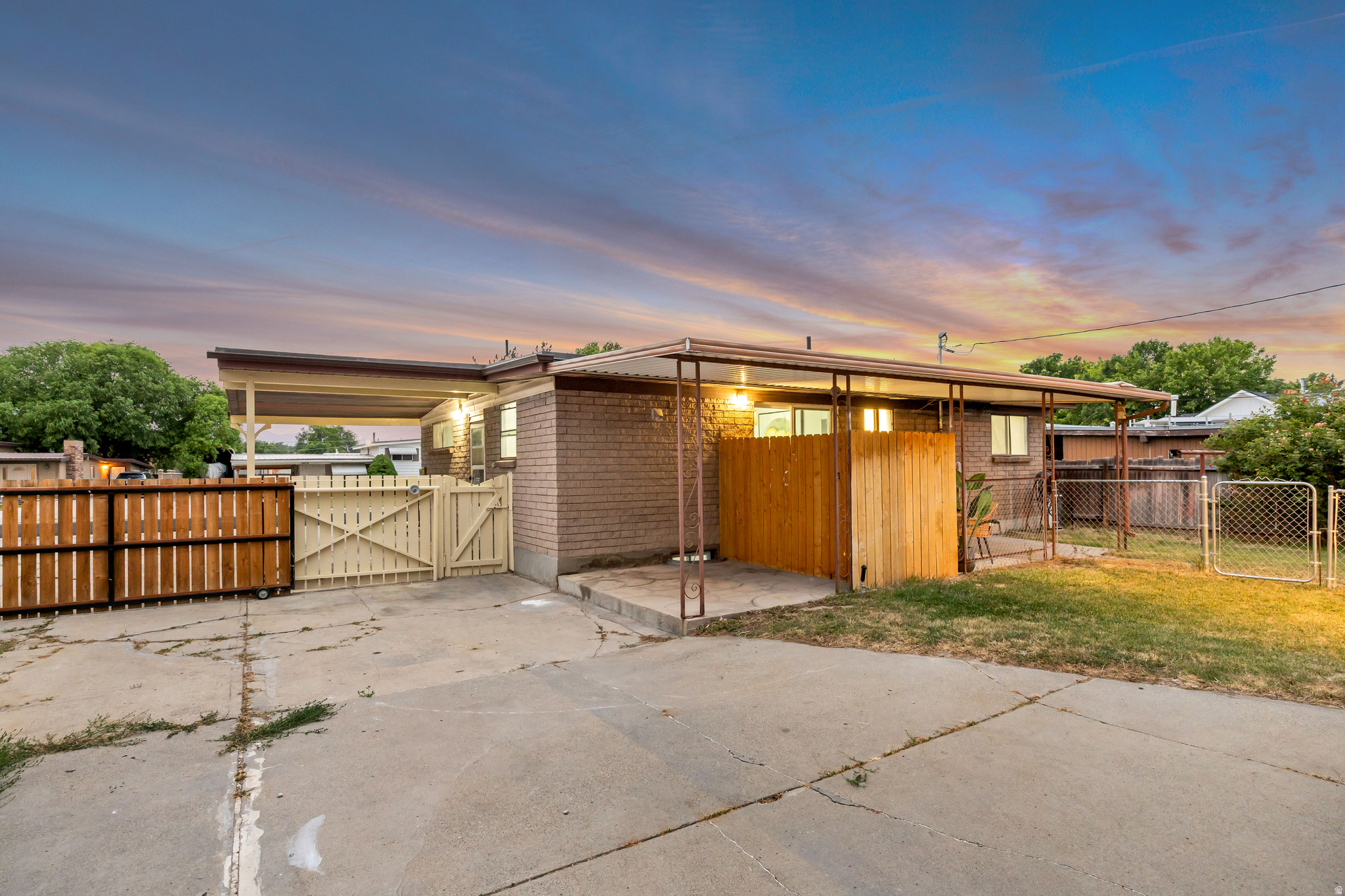 main property photo 26