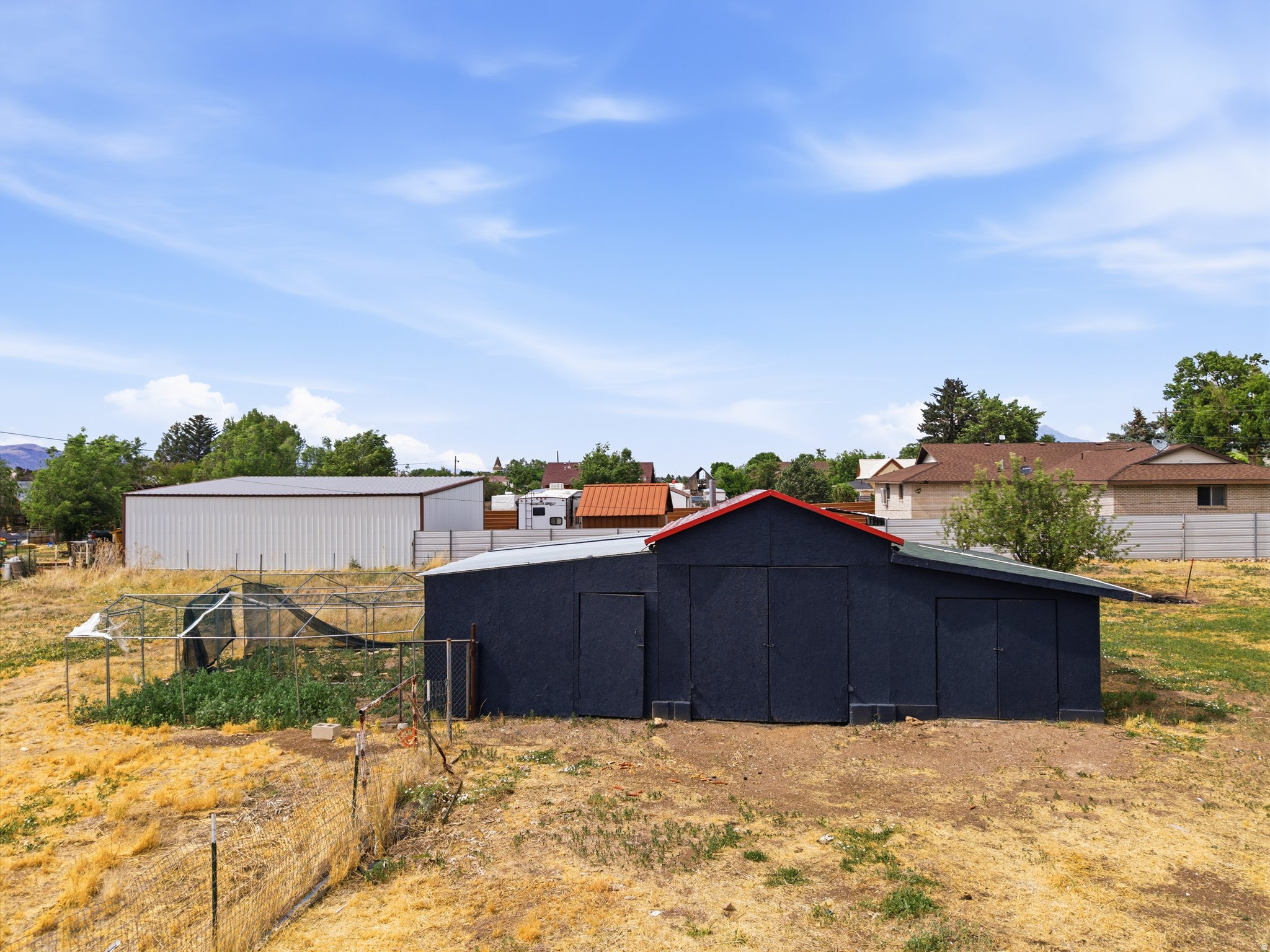 main property photo 22