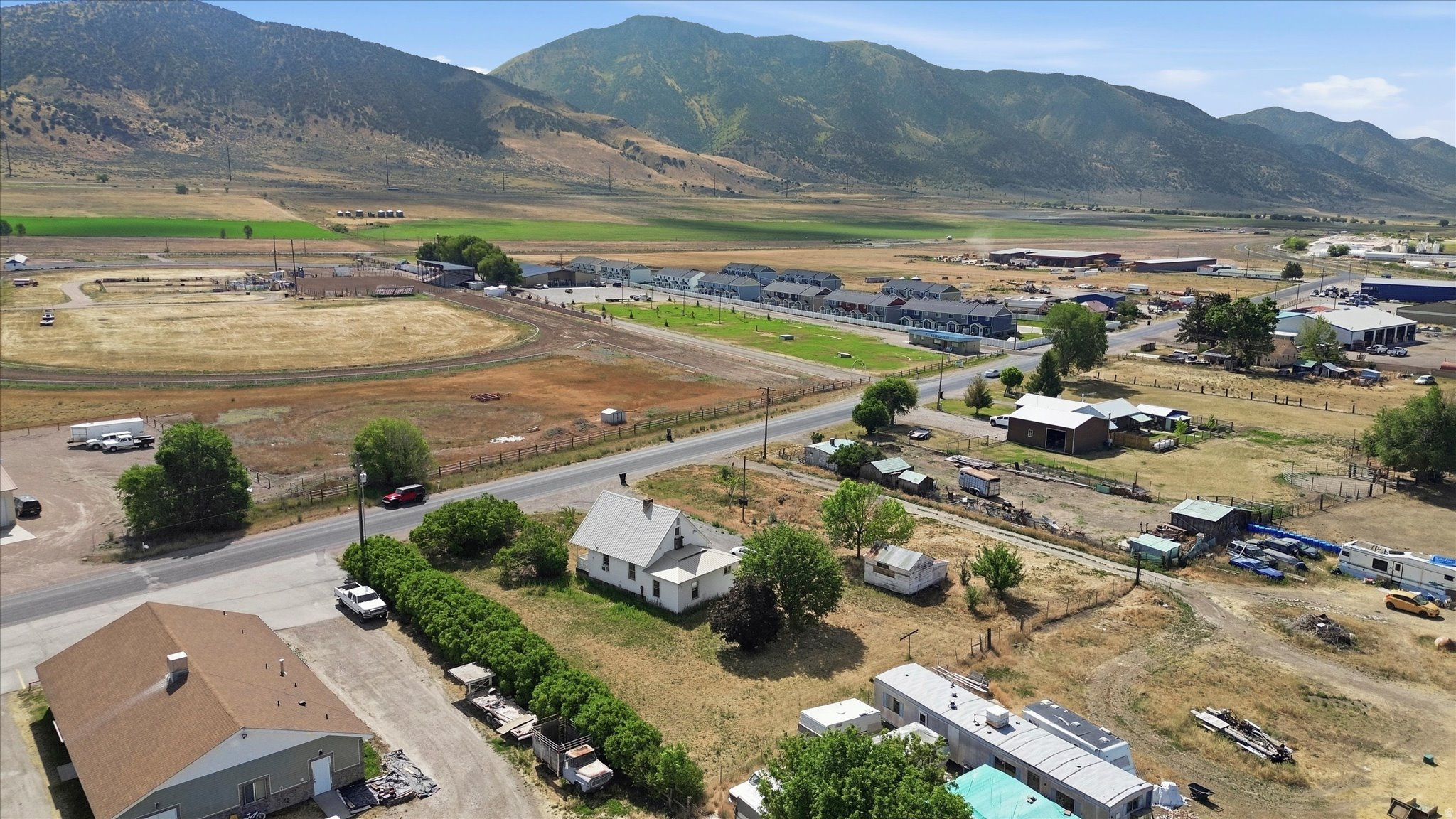 main property photo 44