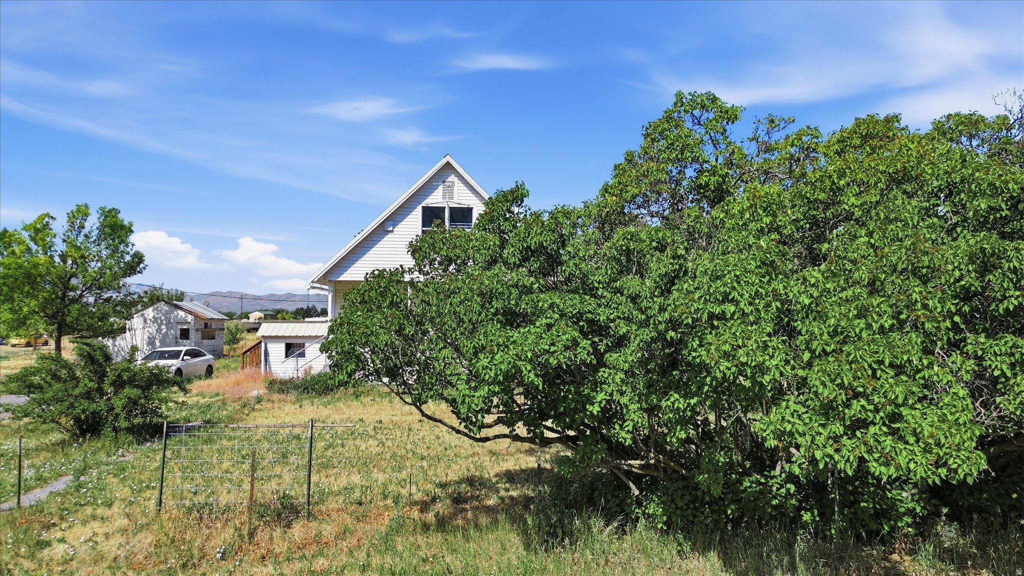 main property photo 45