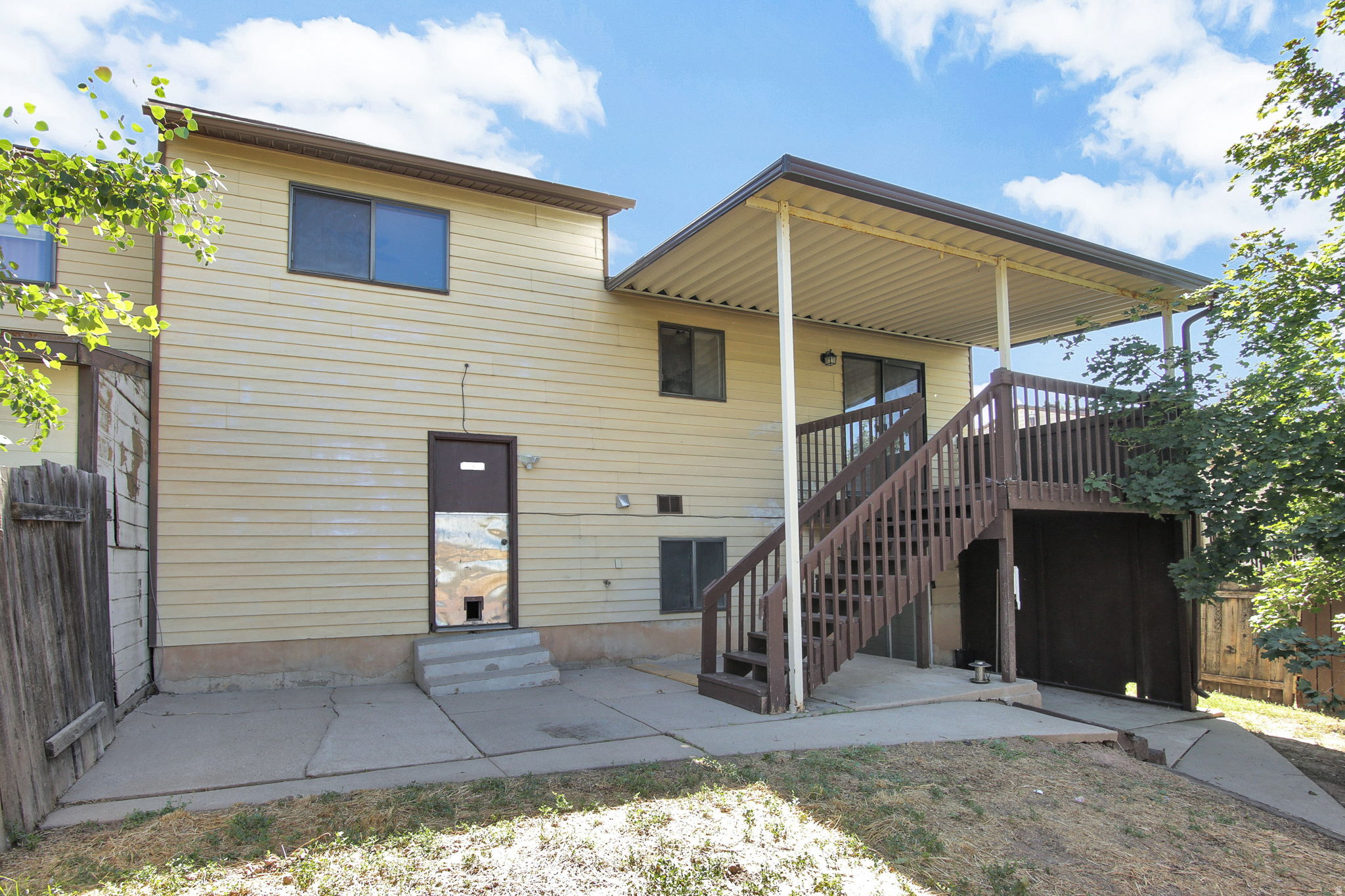 main property photo 20