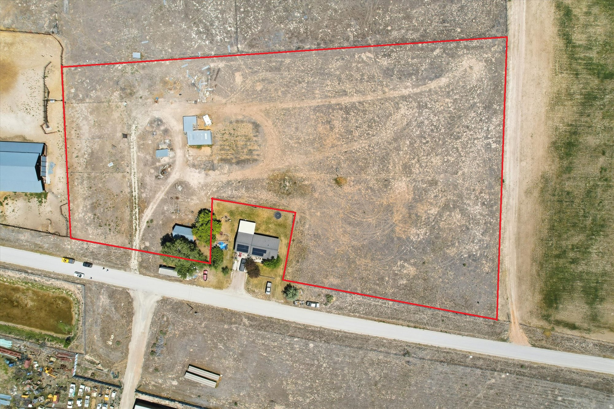 main property photo 6