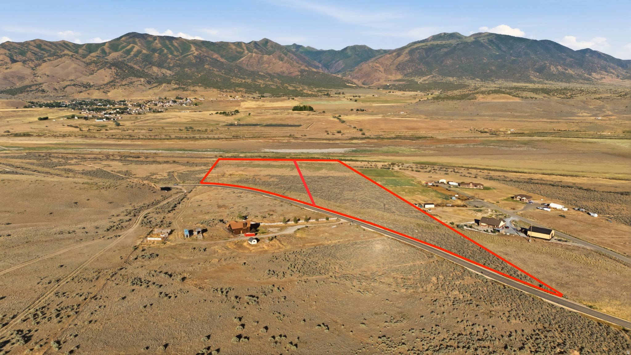 main property photo 17