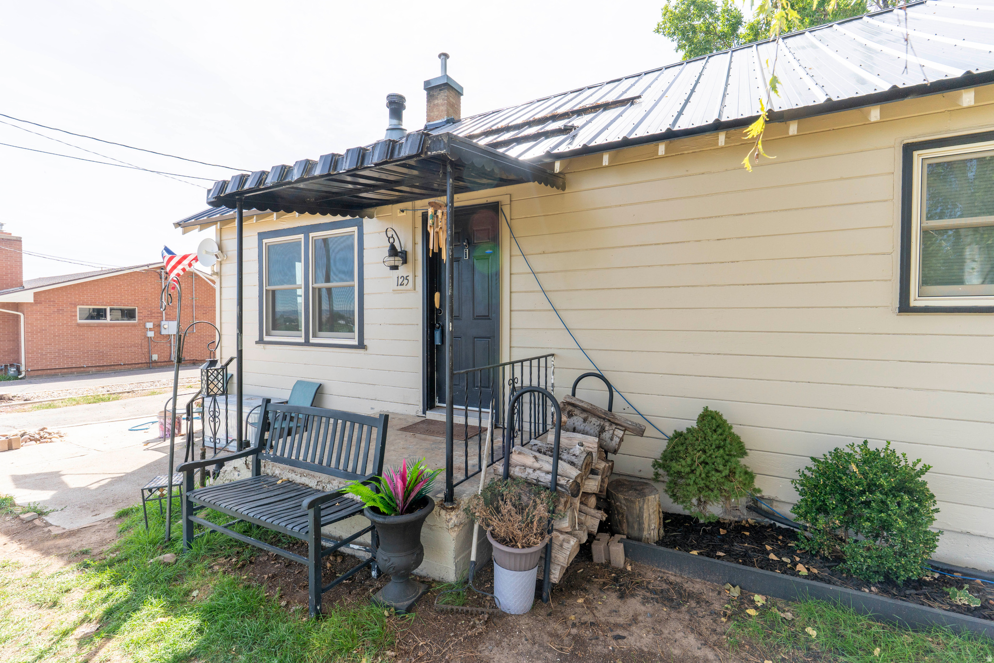 main property photo 20